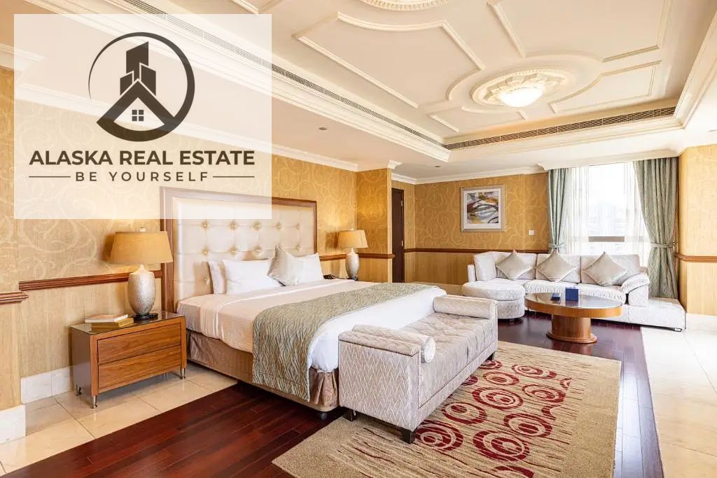 Top Floor Penthouse |Sea View | Pvt Pool| Maids