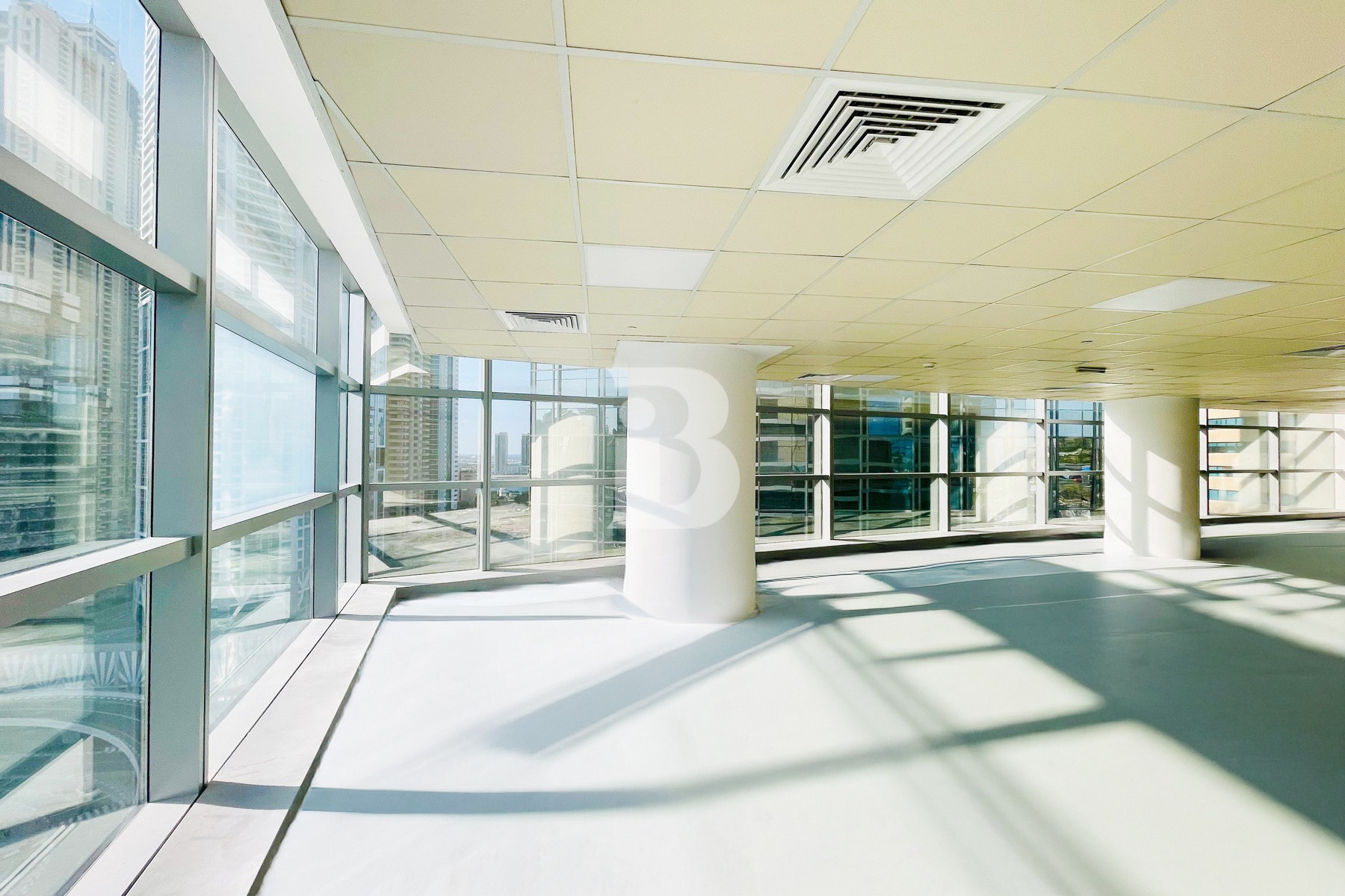 Ideal and Fitted Office | Best Views | Near Metro