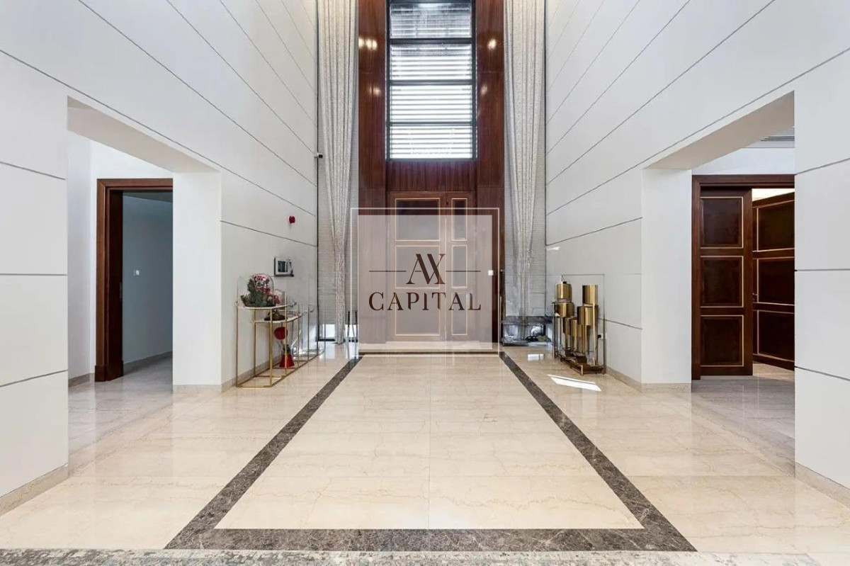 Huge Renovated Garden | Upgraded 6BR Villa | Ready