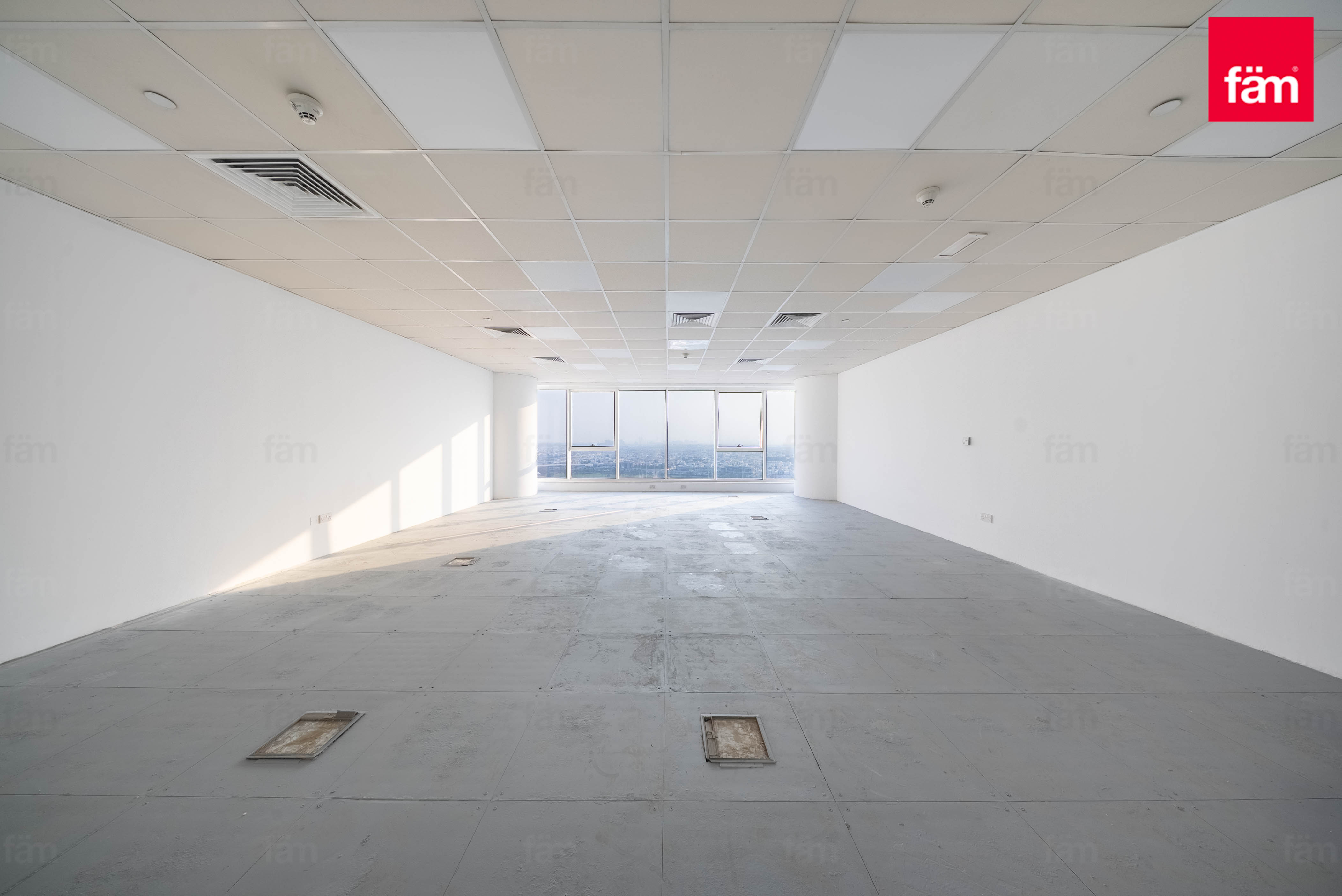 Raised floors | Open Views | Semi fitted