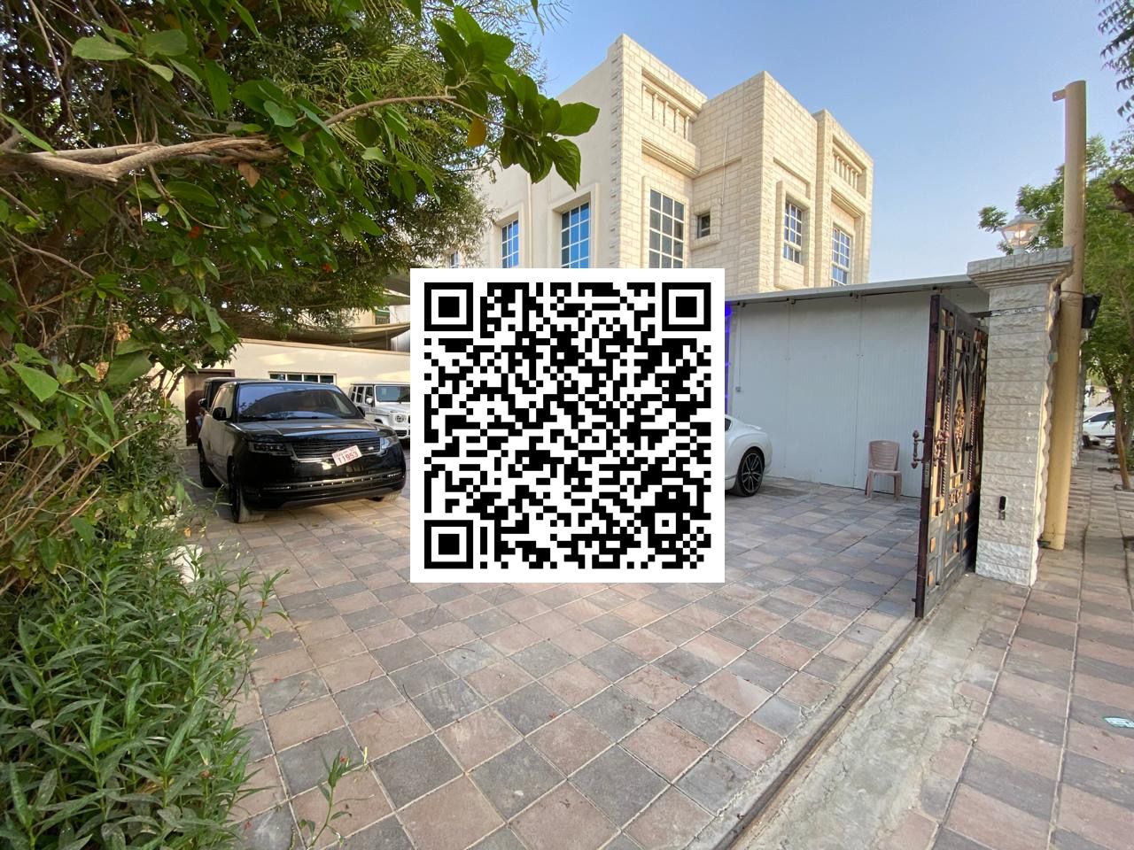 CORNER Luxury Villa with Swimming Pool For Sale in Mowaihiat - 3 Ajman