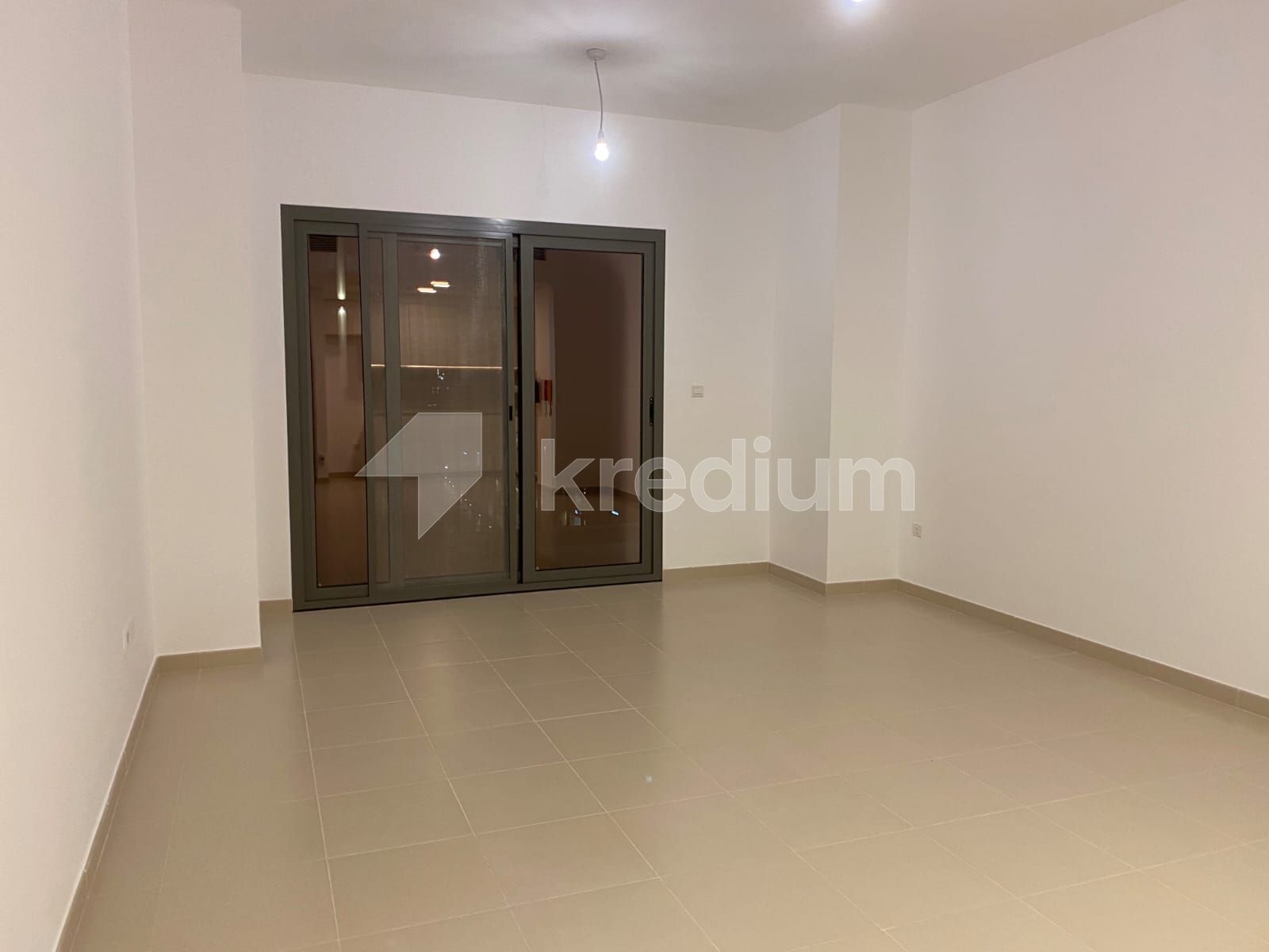 Spacious | High Floor | Available in March