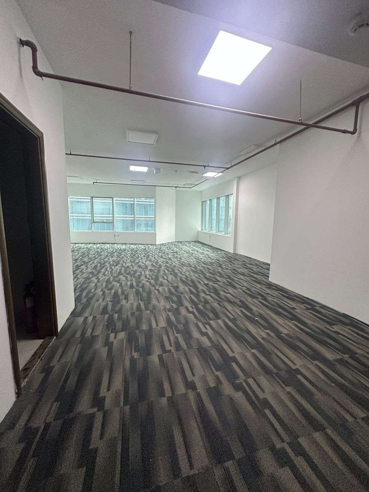 For Rent | Vacant | Semi Furnished With Partition