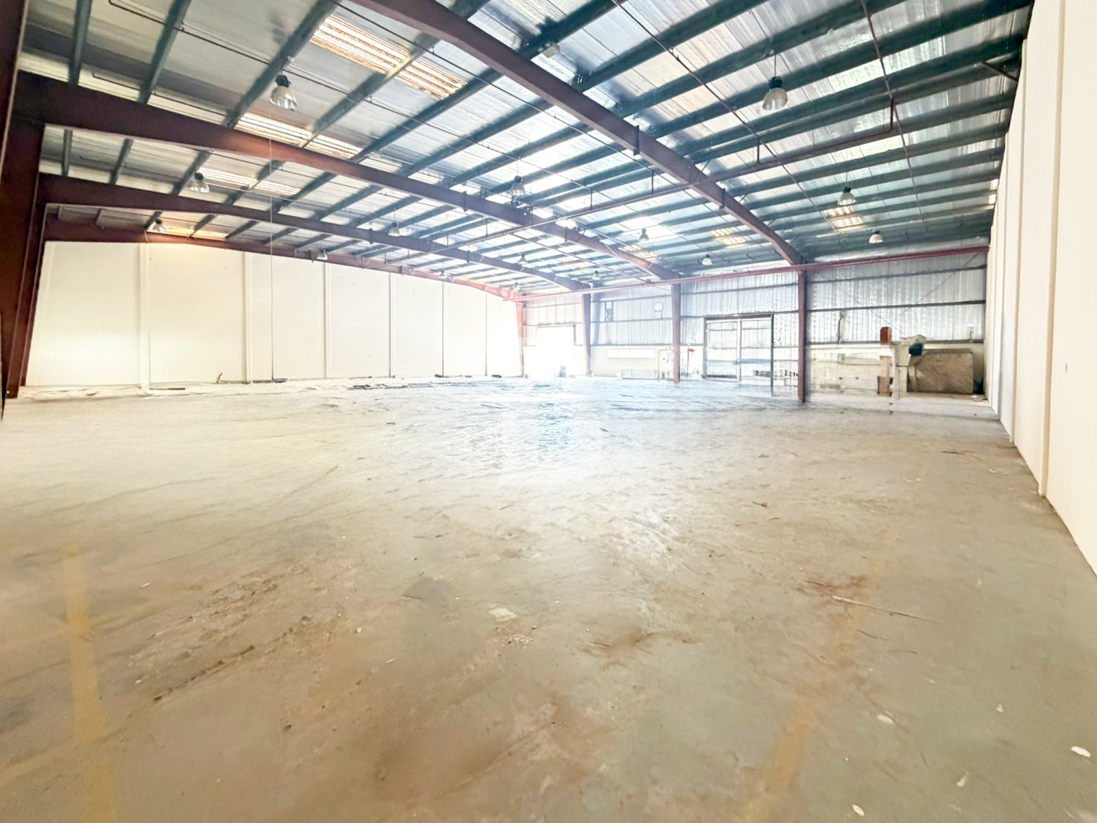 93 kW 9687 Sqft Warehouse in DIP