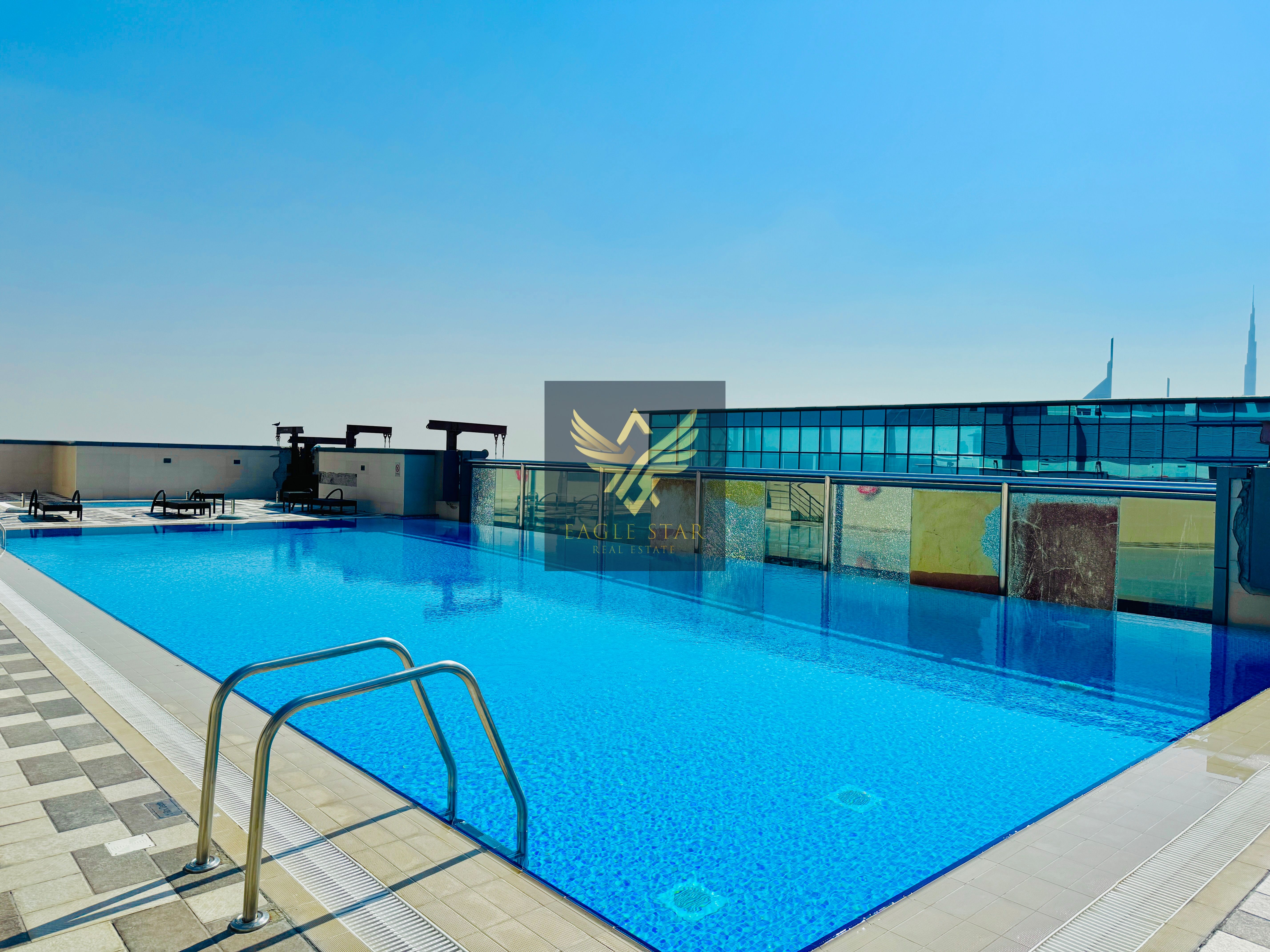 Sea View / Storage High Clean / Book Now WTC