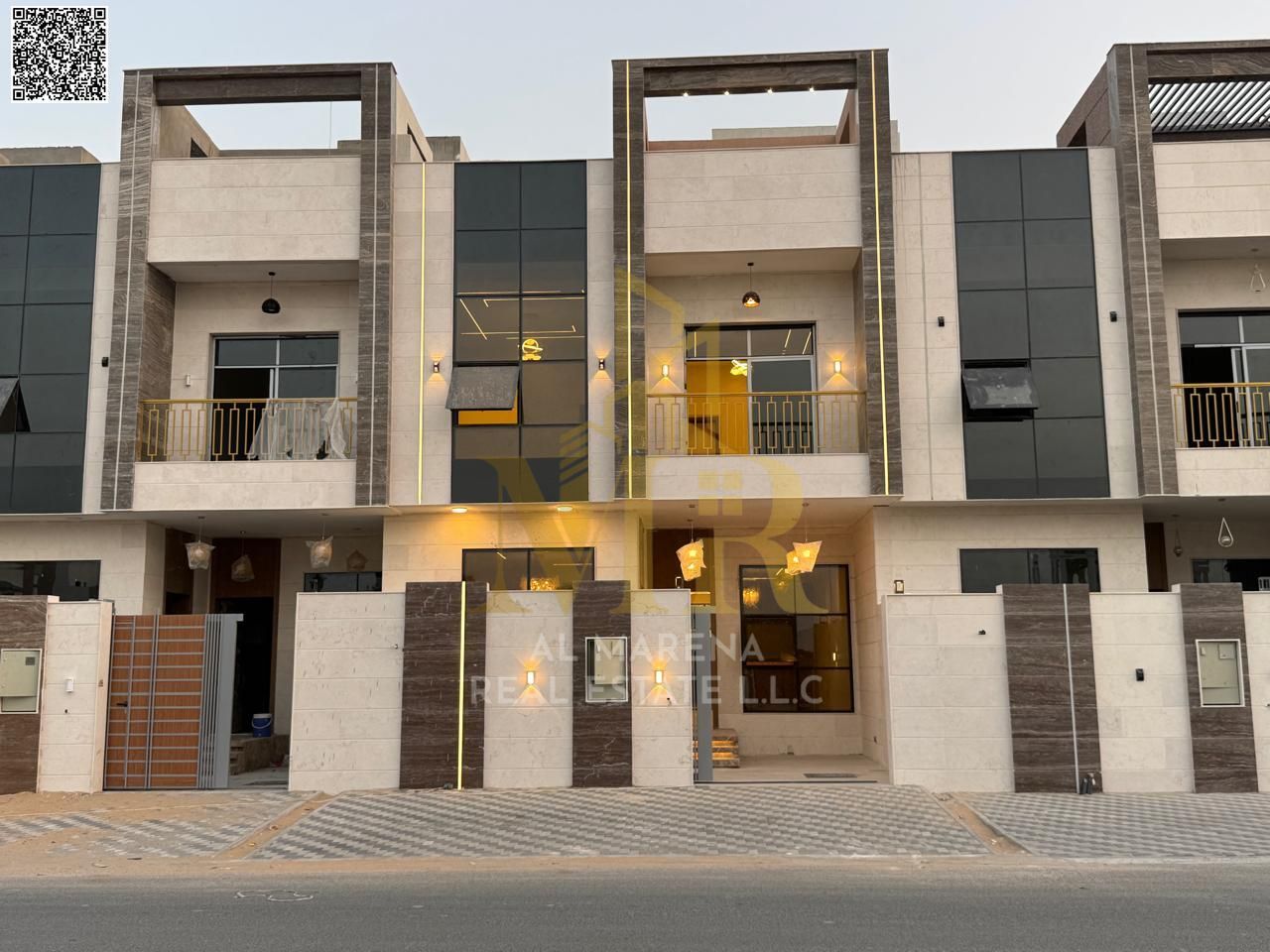 A villa with a price including registration and ownership fees, ready to move in, in the most prestigious areas of Ajman. Freehold ownership for all n