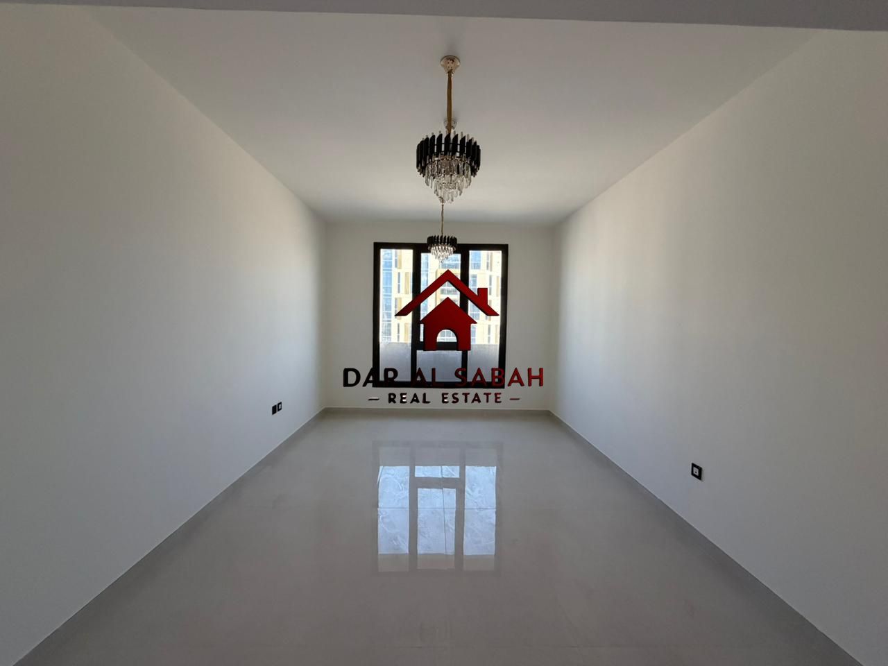 NO CASH DEPOSIT HUGE 1BR WITH BALCONY JUST IN 40K