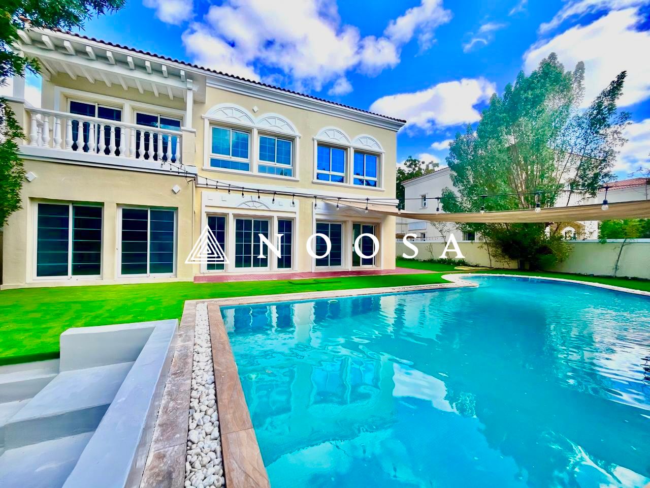 Private Pool | Large Plot | Green Backyard
