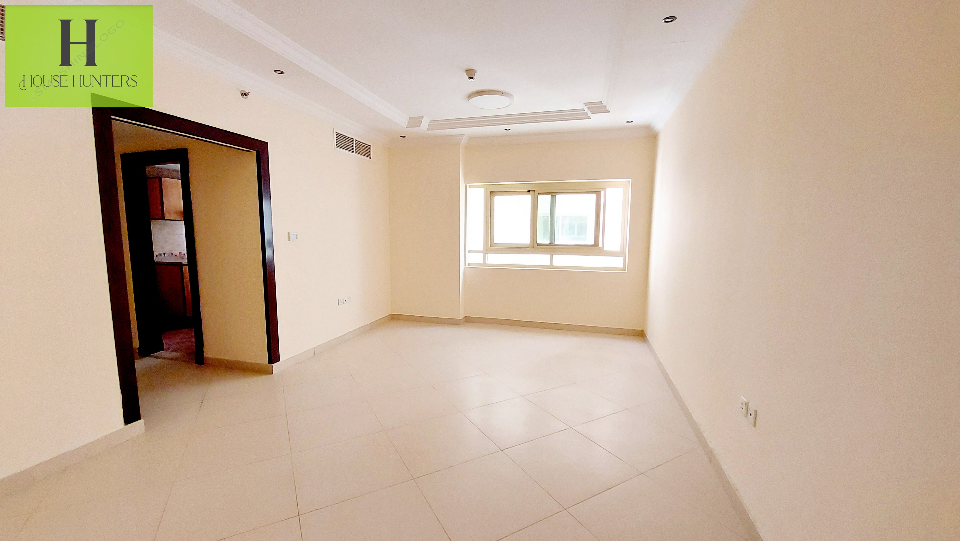 FREE PARKING 1BHK WITH MASTER WITH WARDROBES 6 PAYMENTS