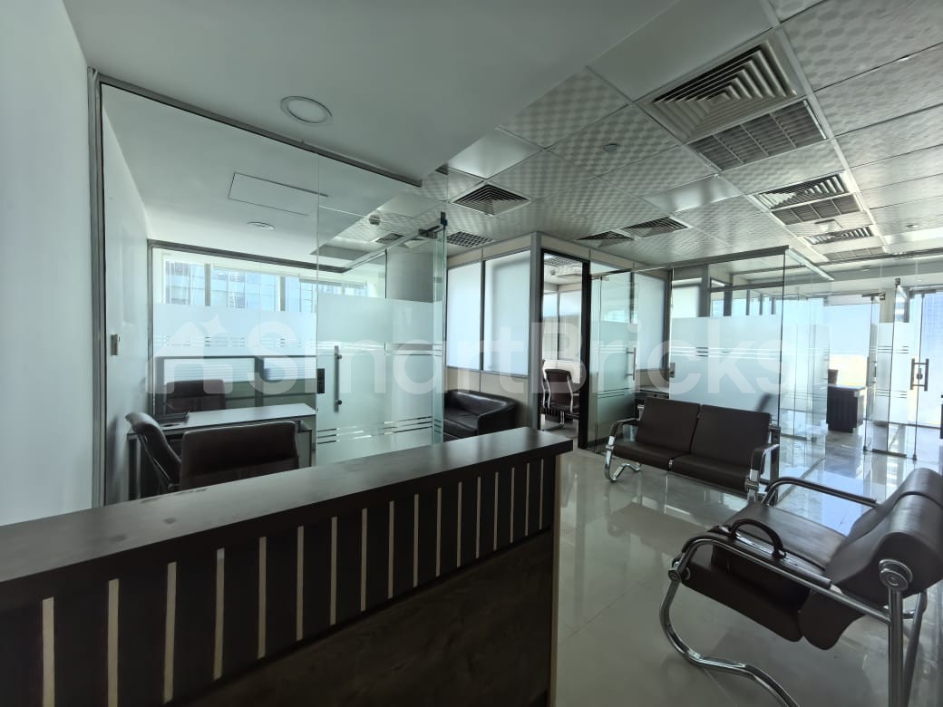 Vacant | Partitioned | Spacious Layout | Fitted