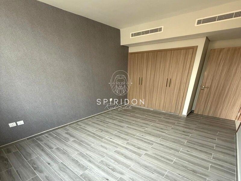 Huge Layout | Community View | Unfurnished