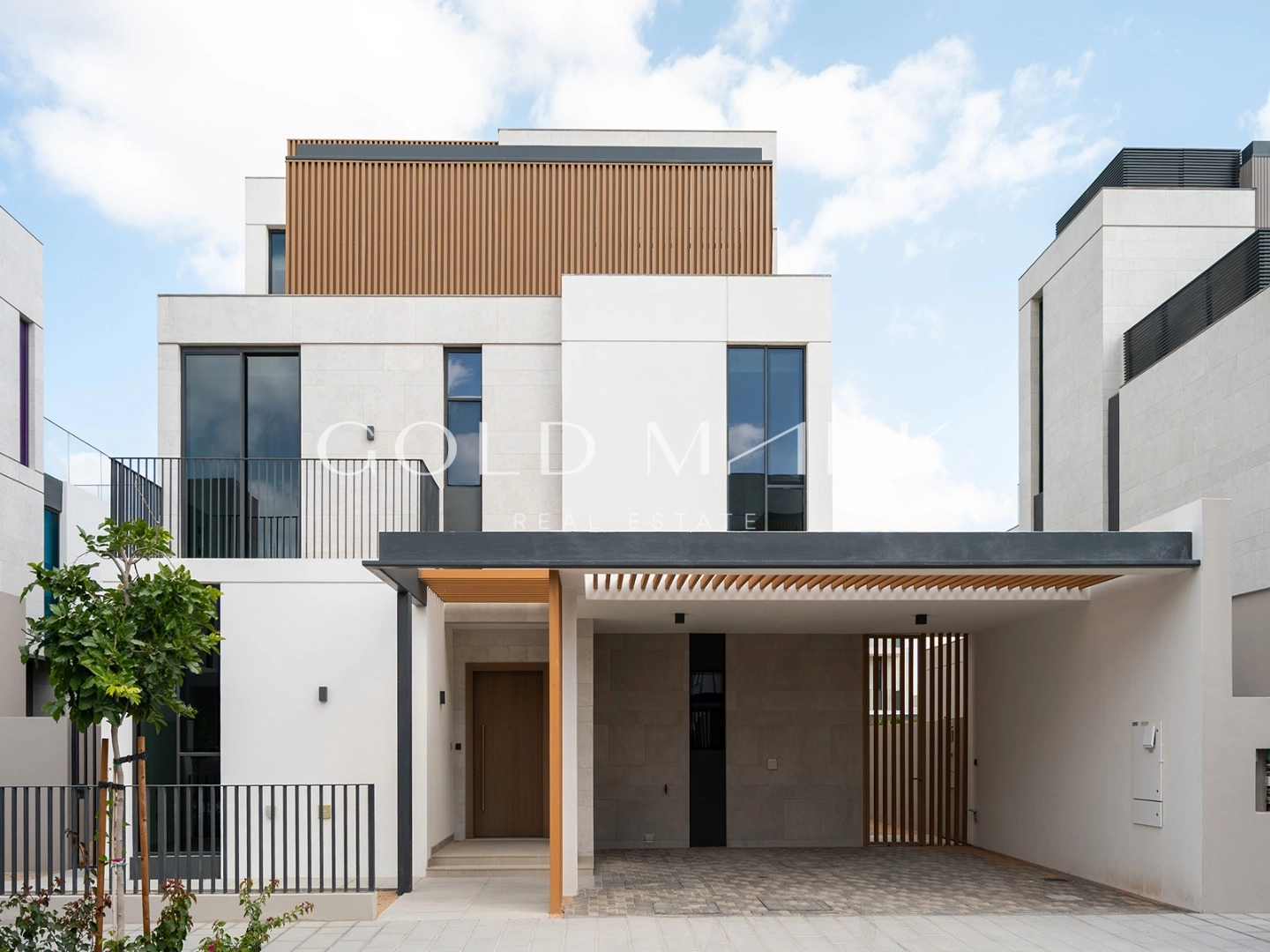 Open House | Saturday 10am-2pm | By Appointment