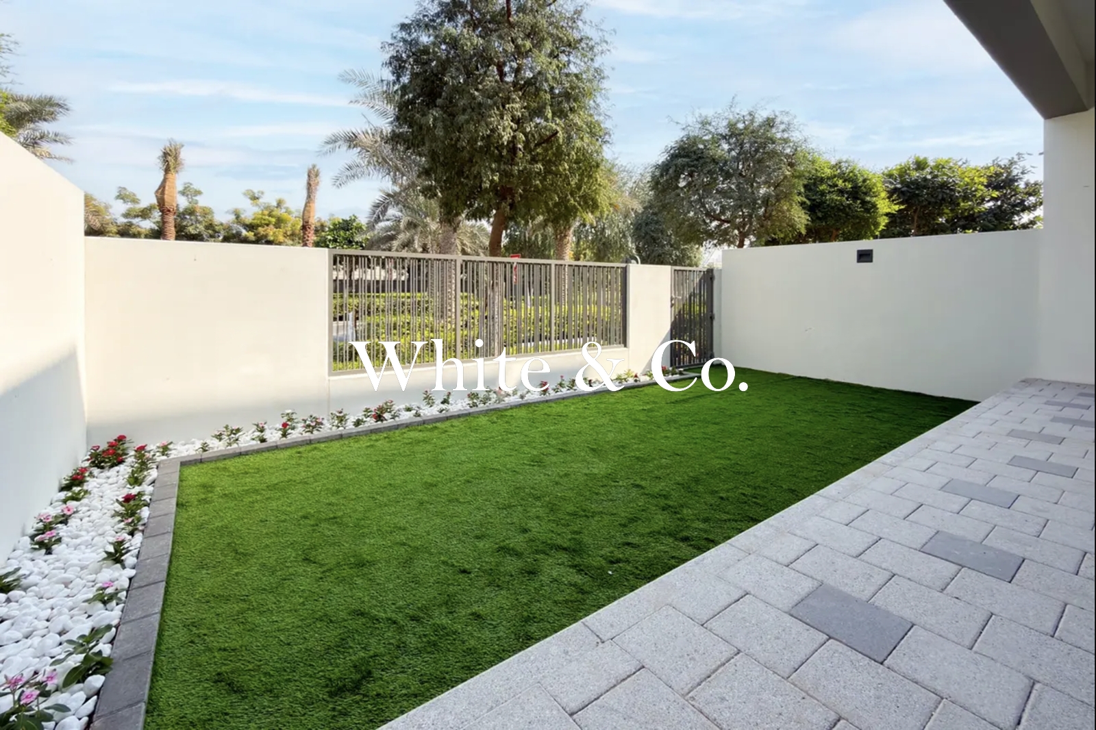 Direct Access to RGS|Landscaped|Dark Wood|3Bed + Maid