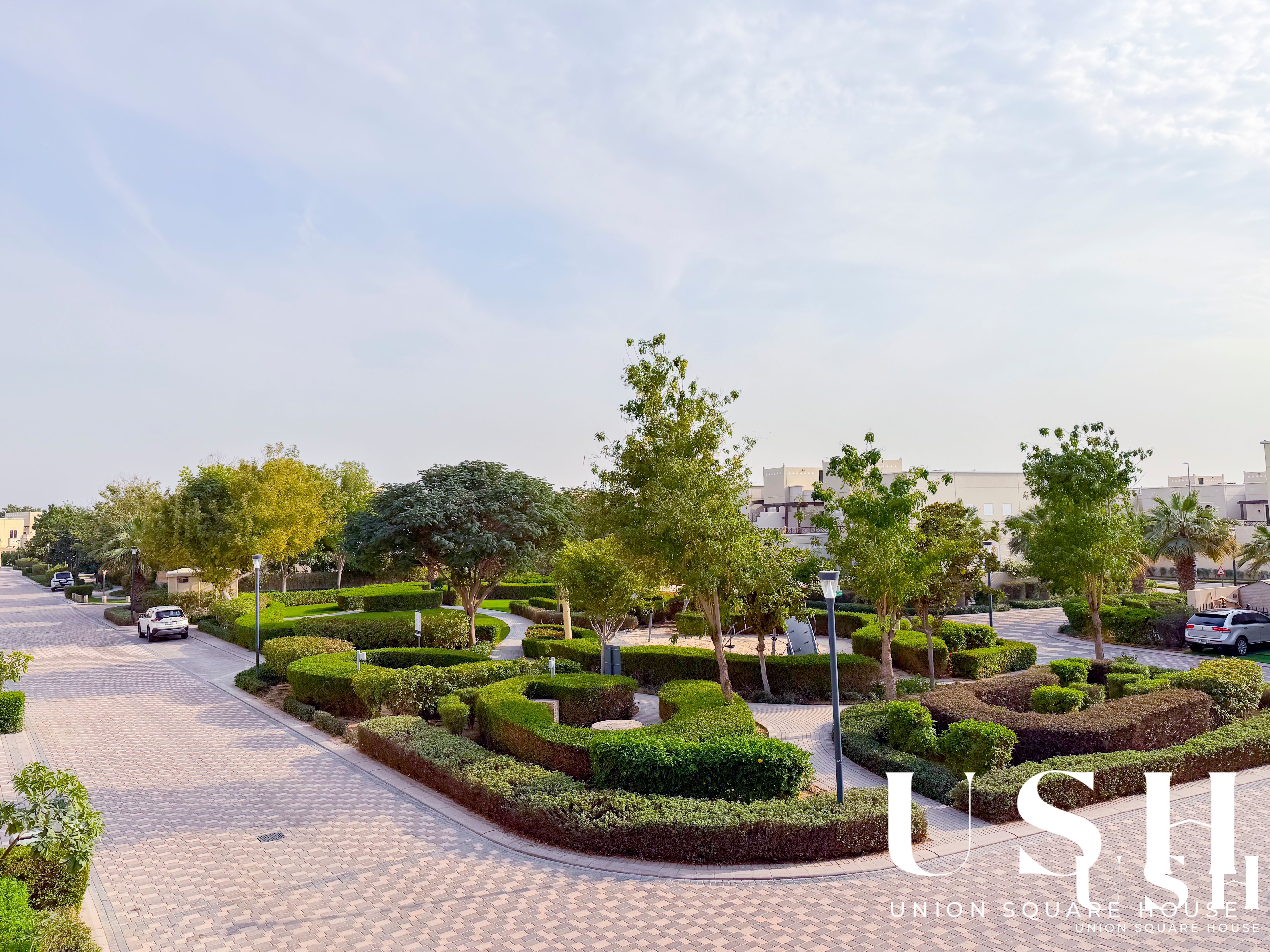 Extremely Rare | 4BR | Furnished | Largest Plot | Corner