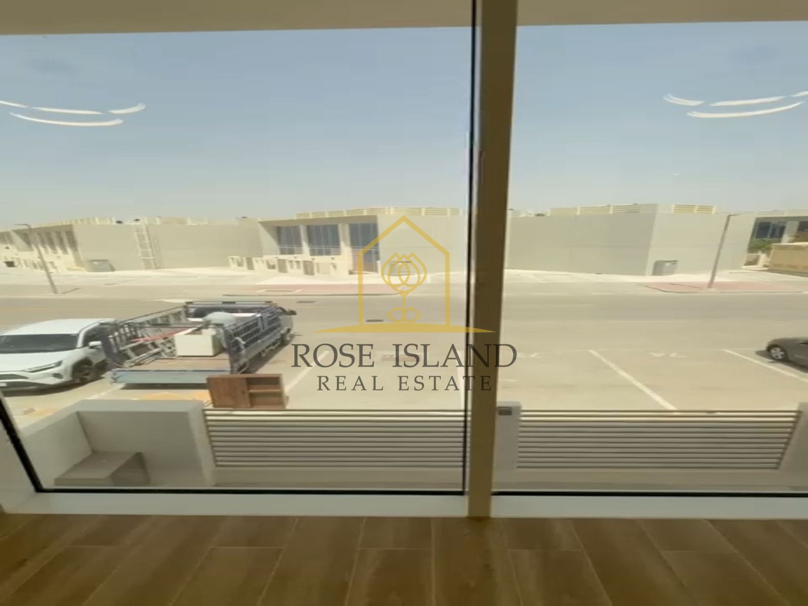Great location / Dubai land / Corner Townhouse