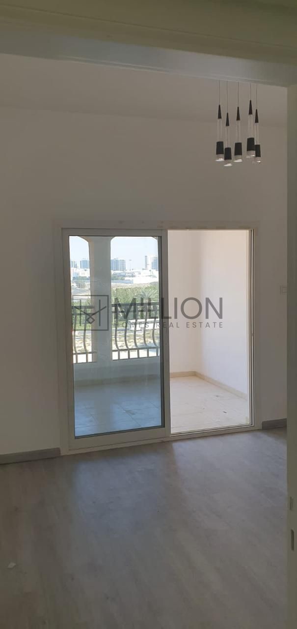 Diamond Views 3 – 1BR Unfurnished Apartment