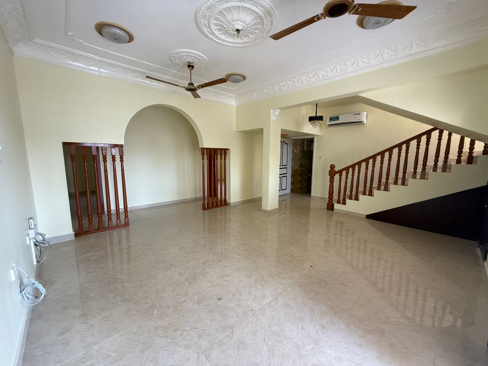 Large villa | For rent in Al Rifaa, Sharjah | 5 bedrooms plus maid's room | Close to all services and near the Dubai exit