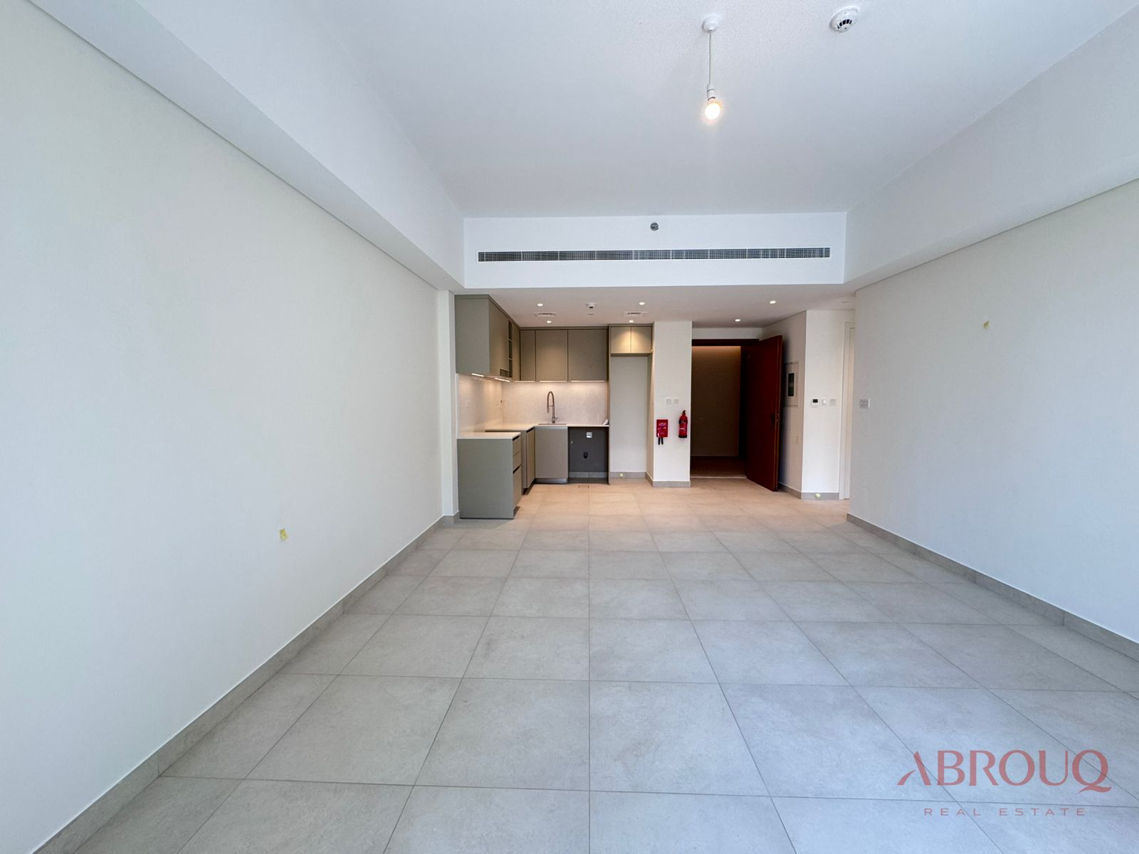 Exclusive unit| Modern Living | Prime Location | Brand New