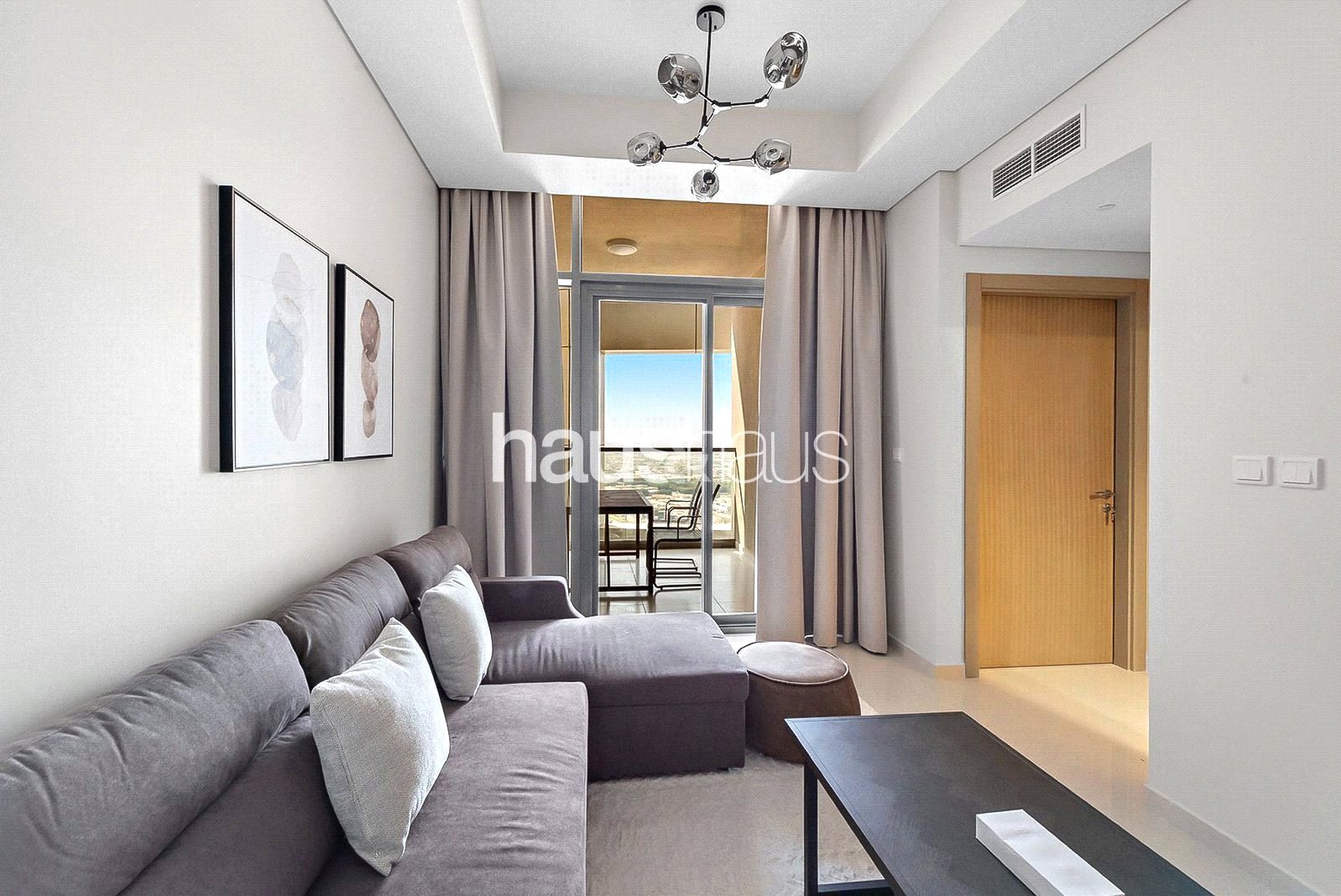 High Floor | Furnished | Vacant On Transfer