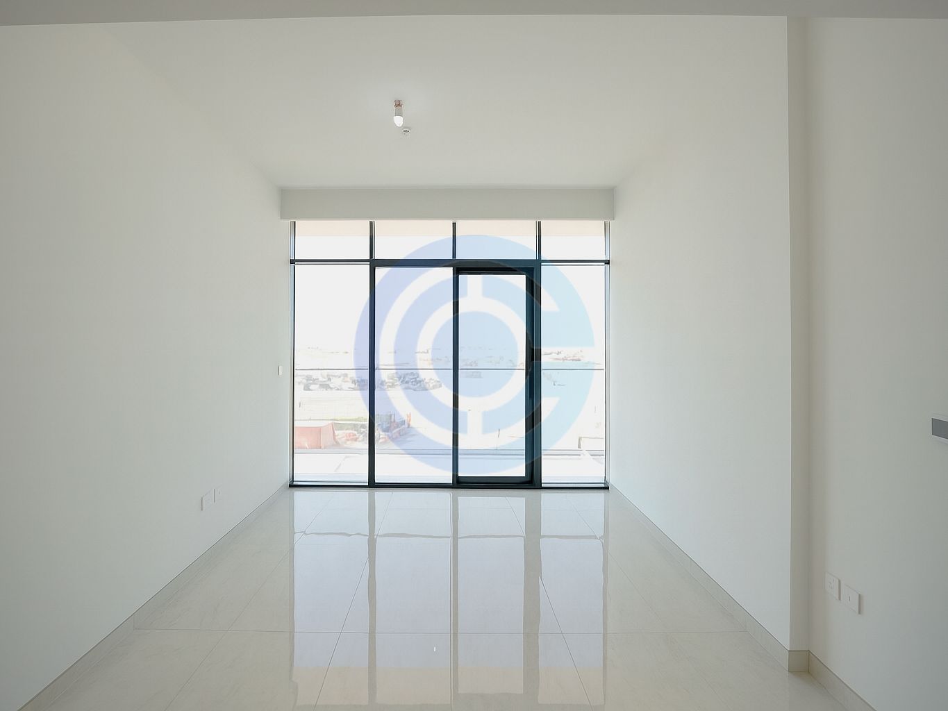 Brand New | Distress | Spacious apartment