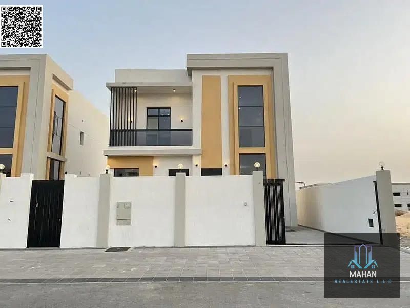 At a bargain price! Brand new villa, first occupancy, with a large yard – prime location – freehold ownership for all nationalities. Luxurious two-sto