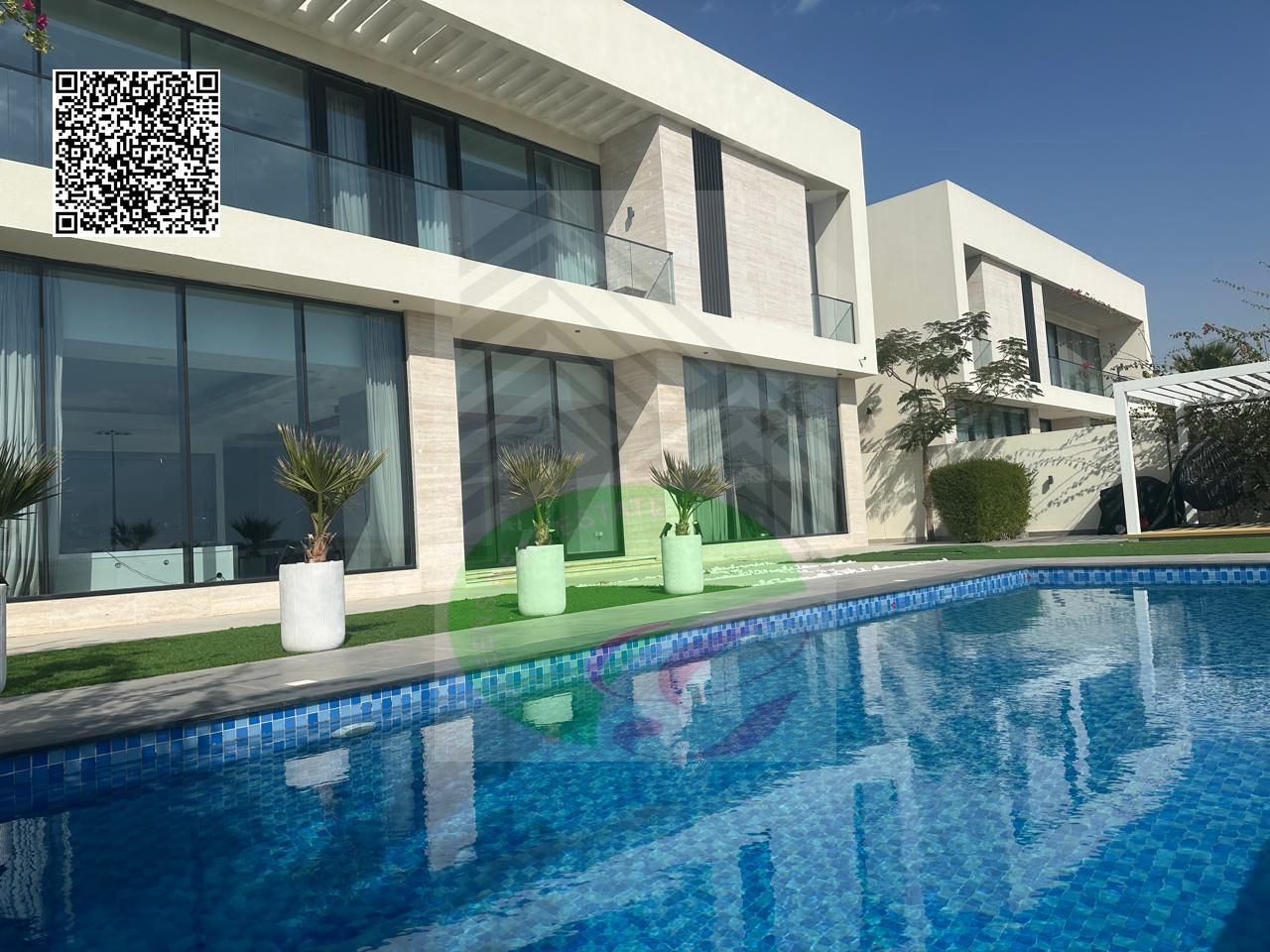 First Line | Luxury Villa | Charming Nature