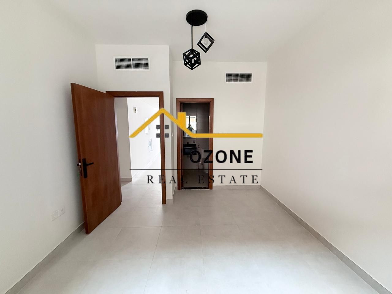 Luxury apartment prime location near airport Sharjah