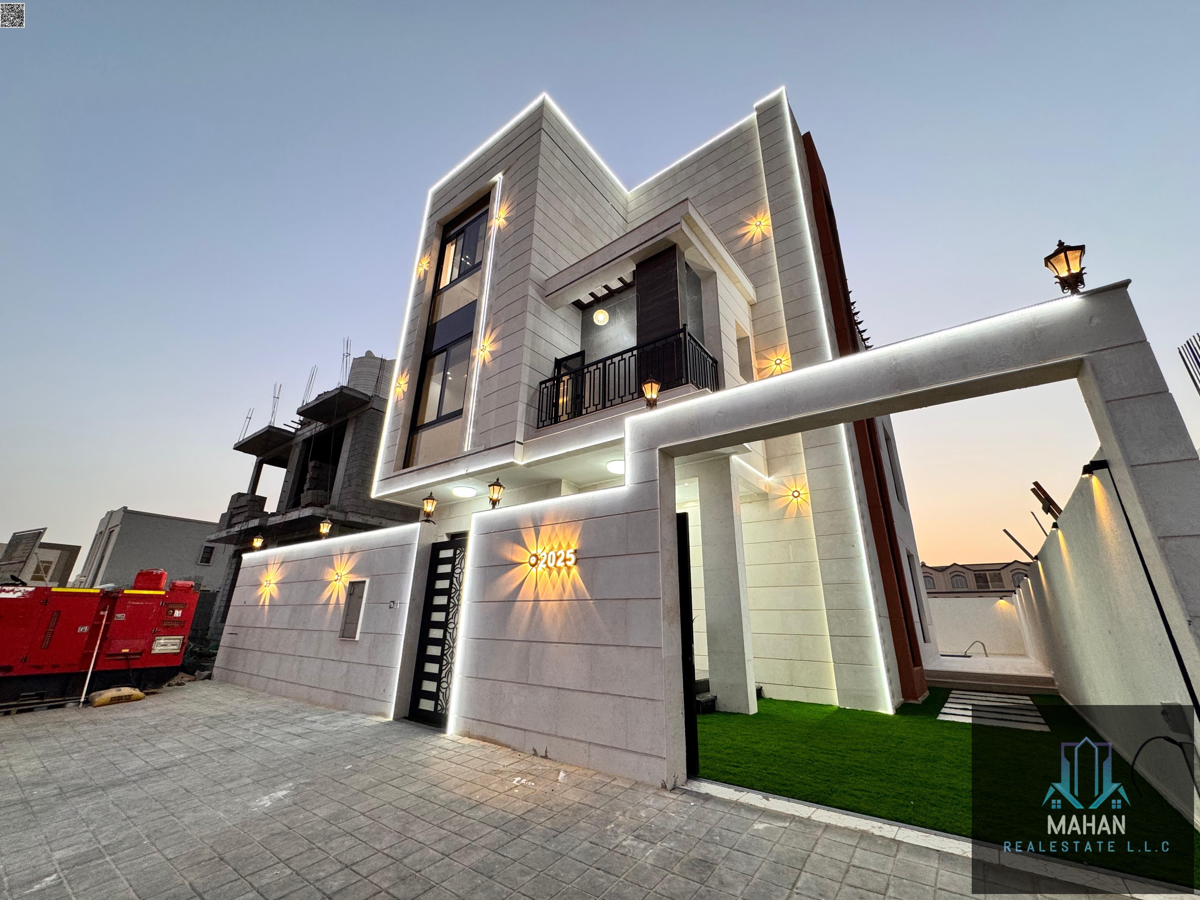 6 bedrooms | Al Zahia - Ajman - Two floors + roof + garden and swimming pool. Price includes water, electricity and air conditioning