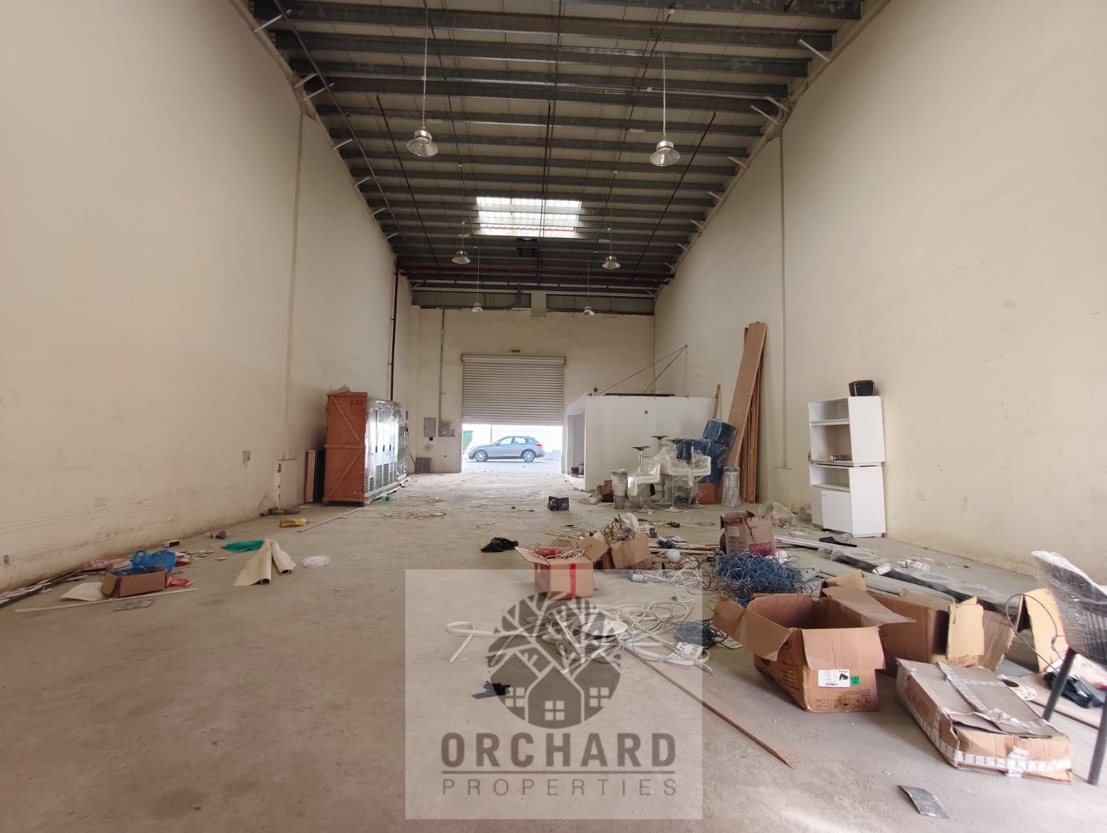 READY / WAREHOUSE / 2300 SQFT / GOOD OPTION /
