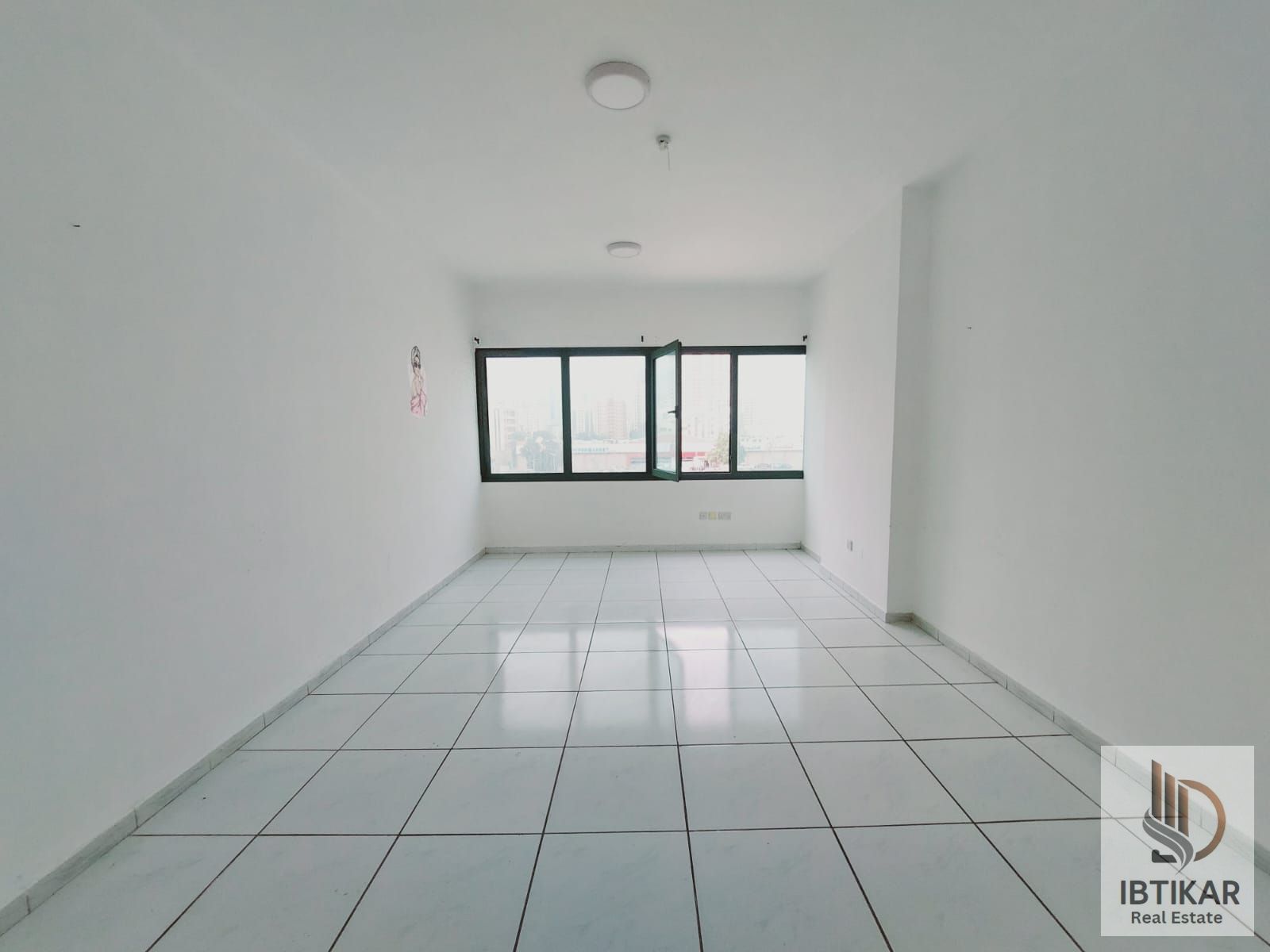 Spacious 2BHK Apartment with 3 Washrooms – Abu Shagara