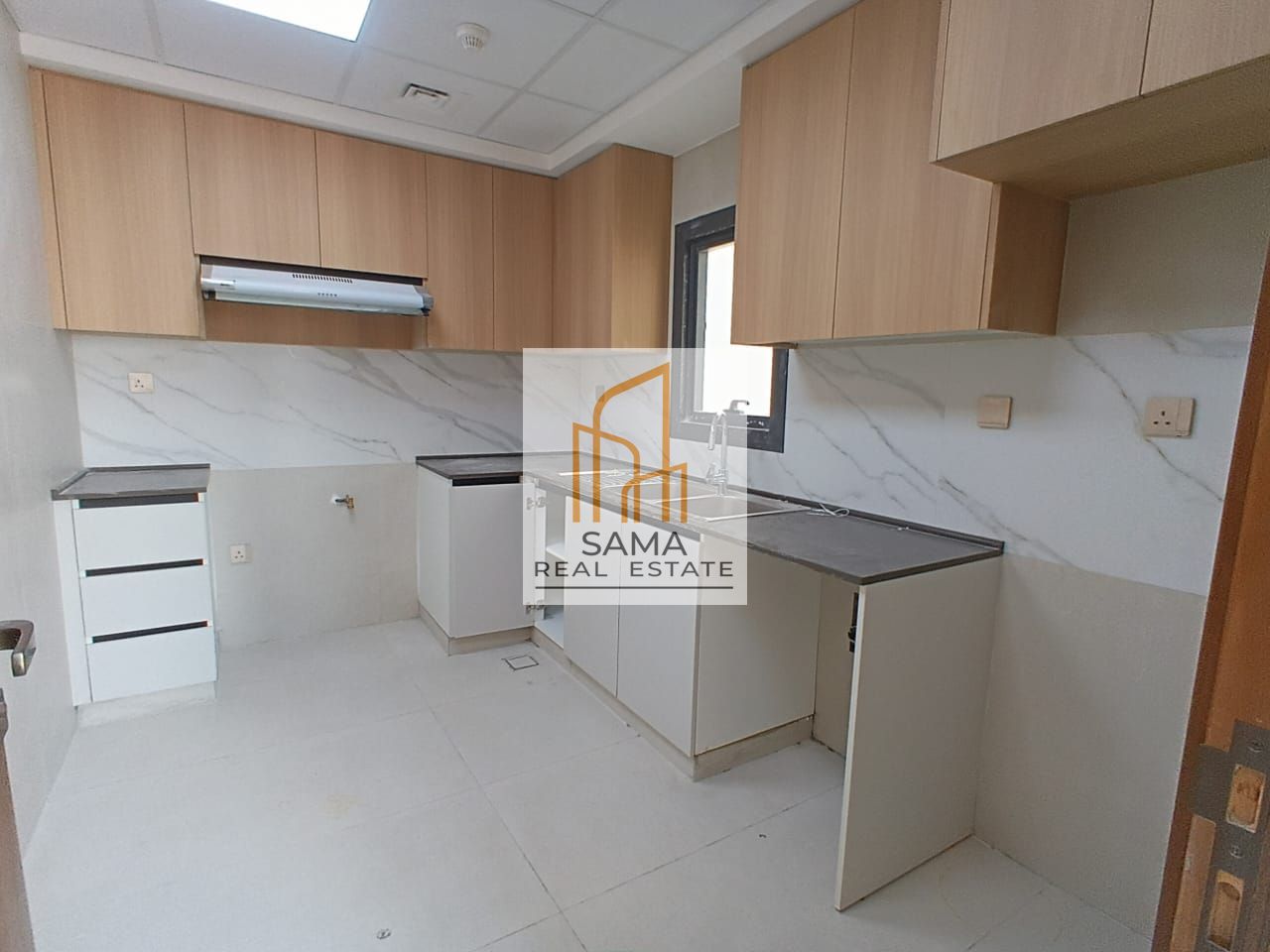 Spacious flat for rant just in 60k alzahia