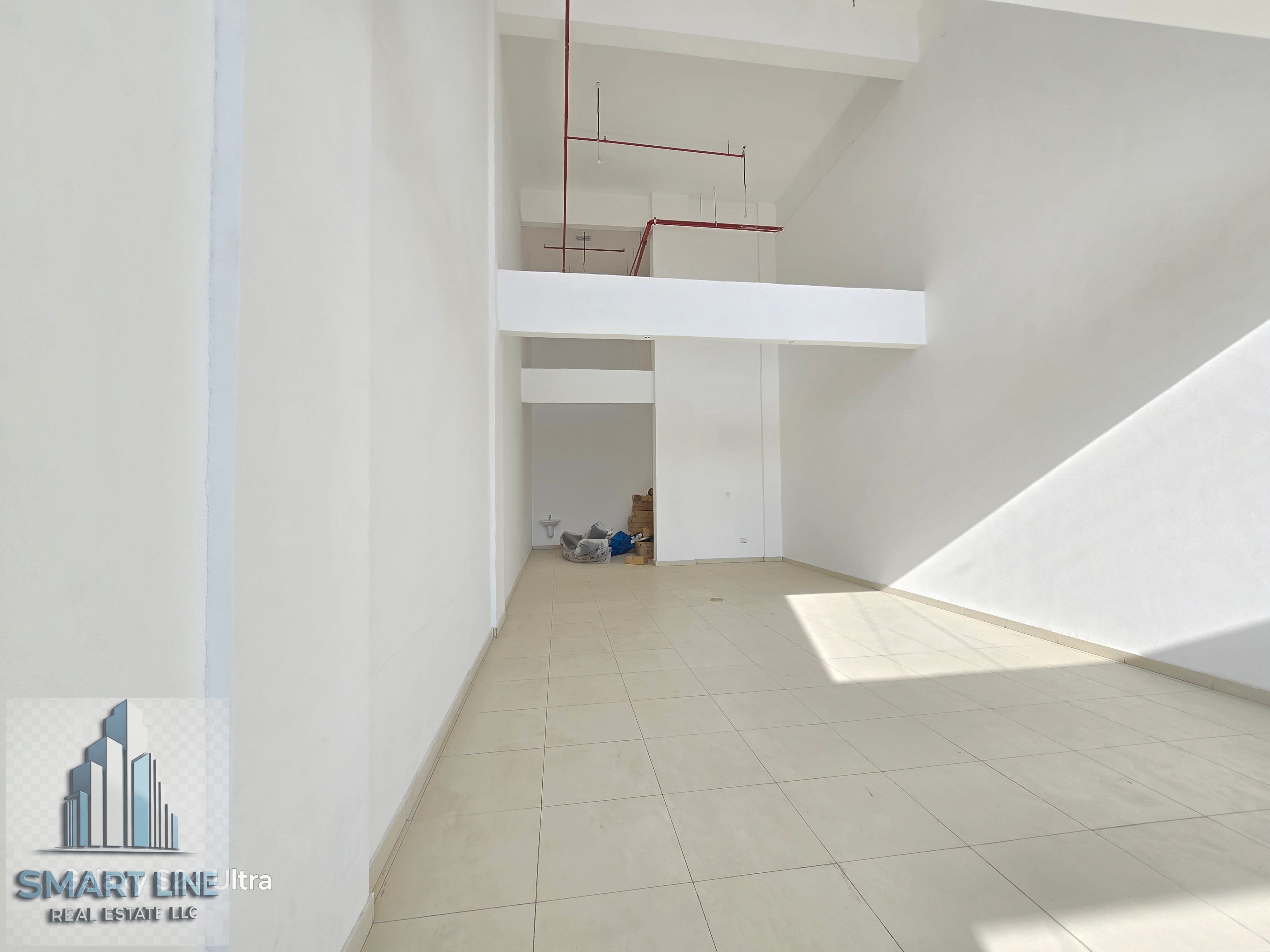 Good location shop 85000