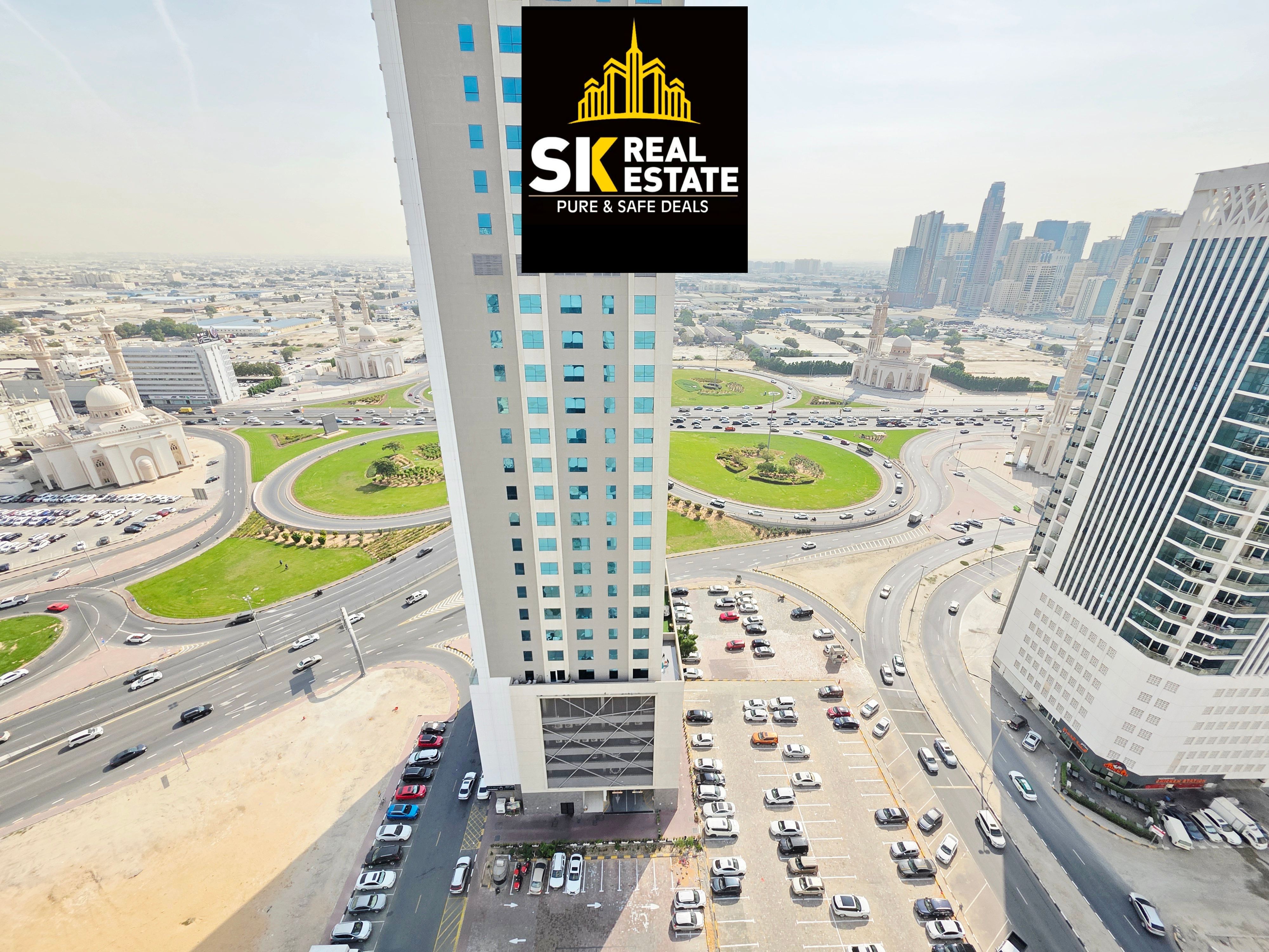 LUXRIOUS 3BHK/ OPEN VIEW / PARKING FREE / ONE MONTH FREE