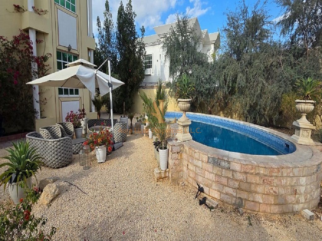 Next To Hessa Street: Spacious Villa with Swimming Po