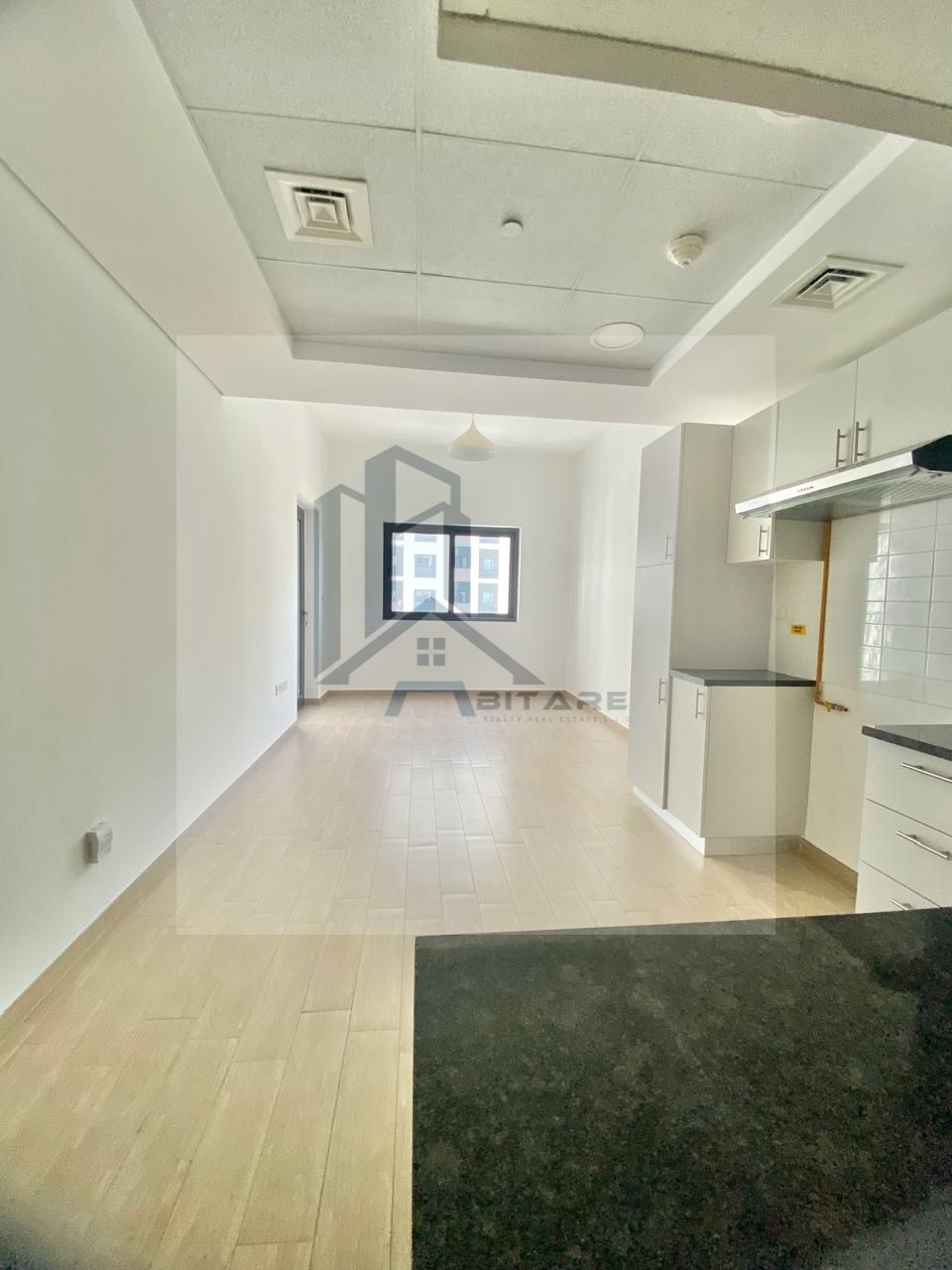 Cozy 2BHK for Sale– Prime Location Near Energy Metro Station!