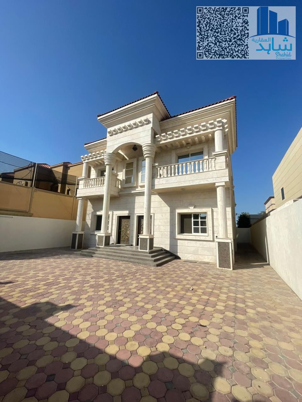 • Elegant 5-Bedroom Classic Villa for Rent in Mowaihat 1