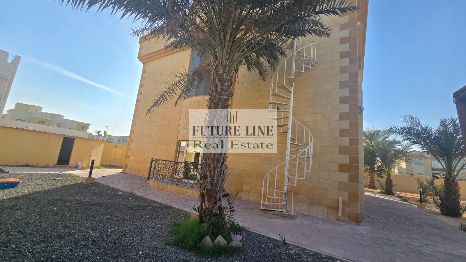 EXCLUSIVE 5BR STANDALONE VILLA AND VAST GARDEN