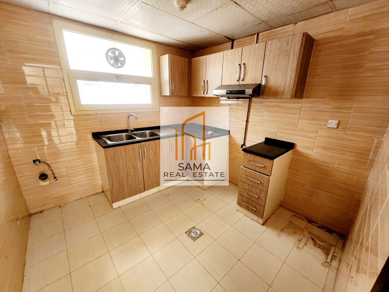 Hot offer family 1BR luxury Apartment Central ac close to Indian international school only 34k muwaileh