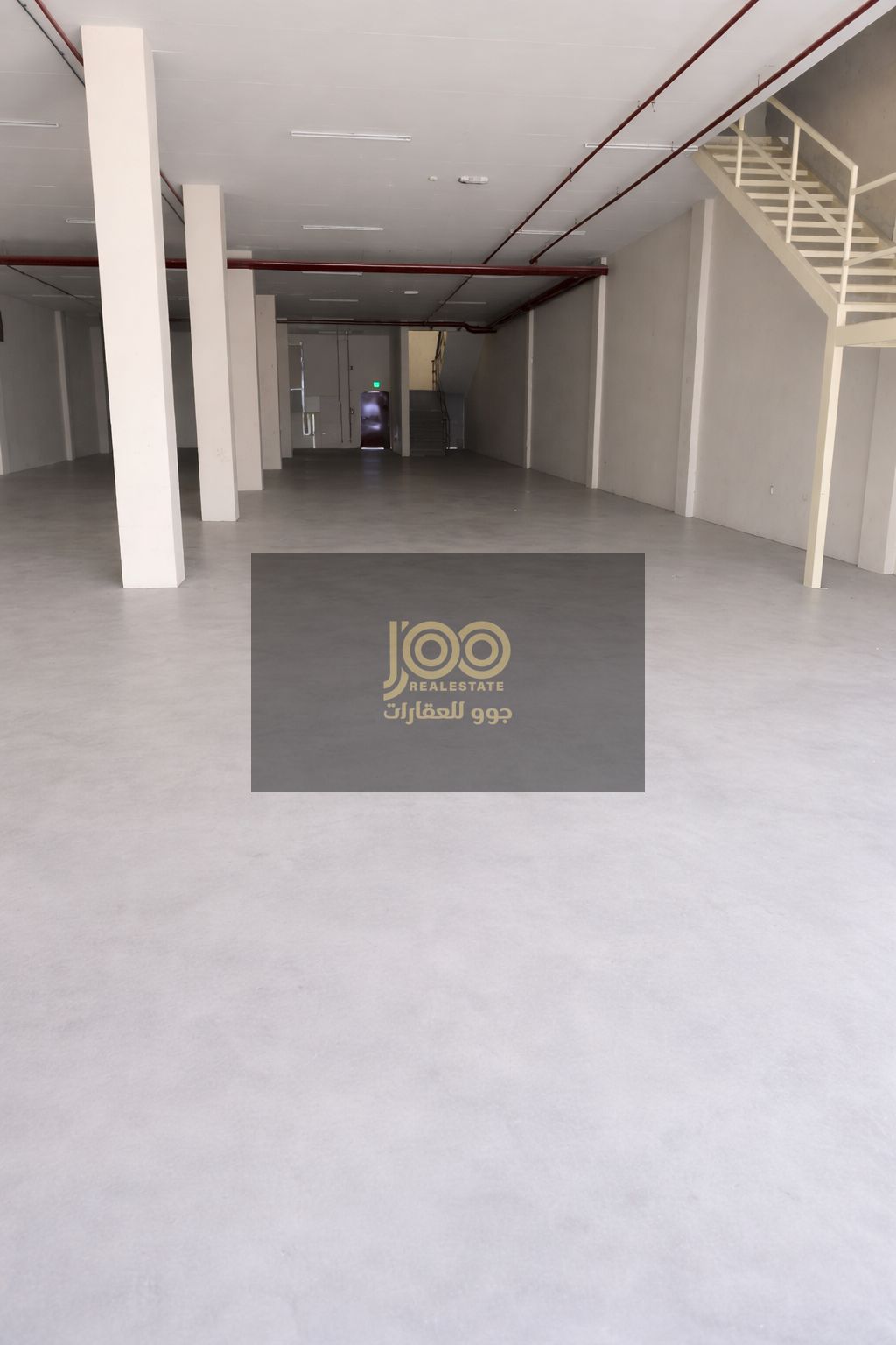 Electricity 40/ Suitable for commercial and storage activities/ Prime location near main roads