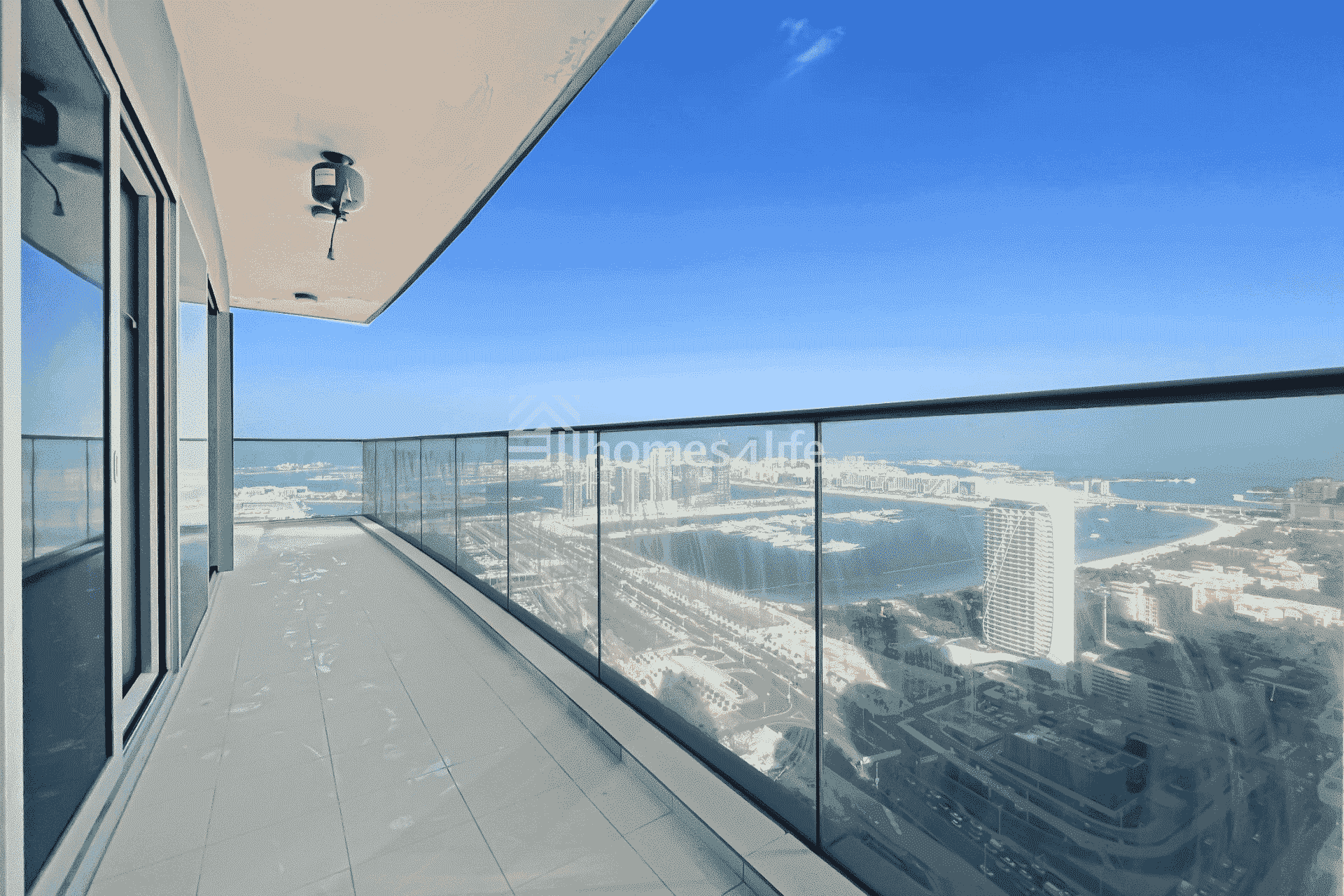 PALM View | HIGHEST Floor | Fendi Design