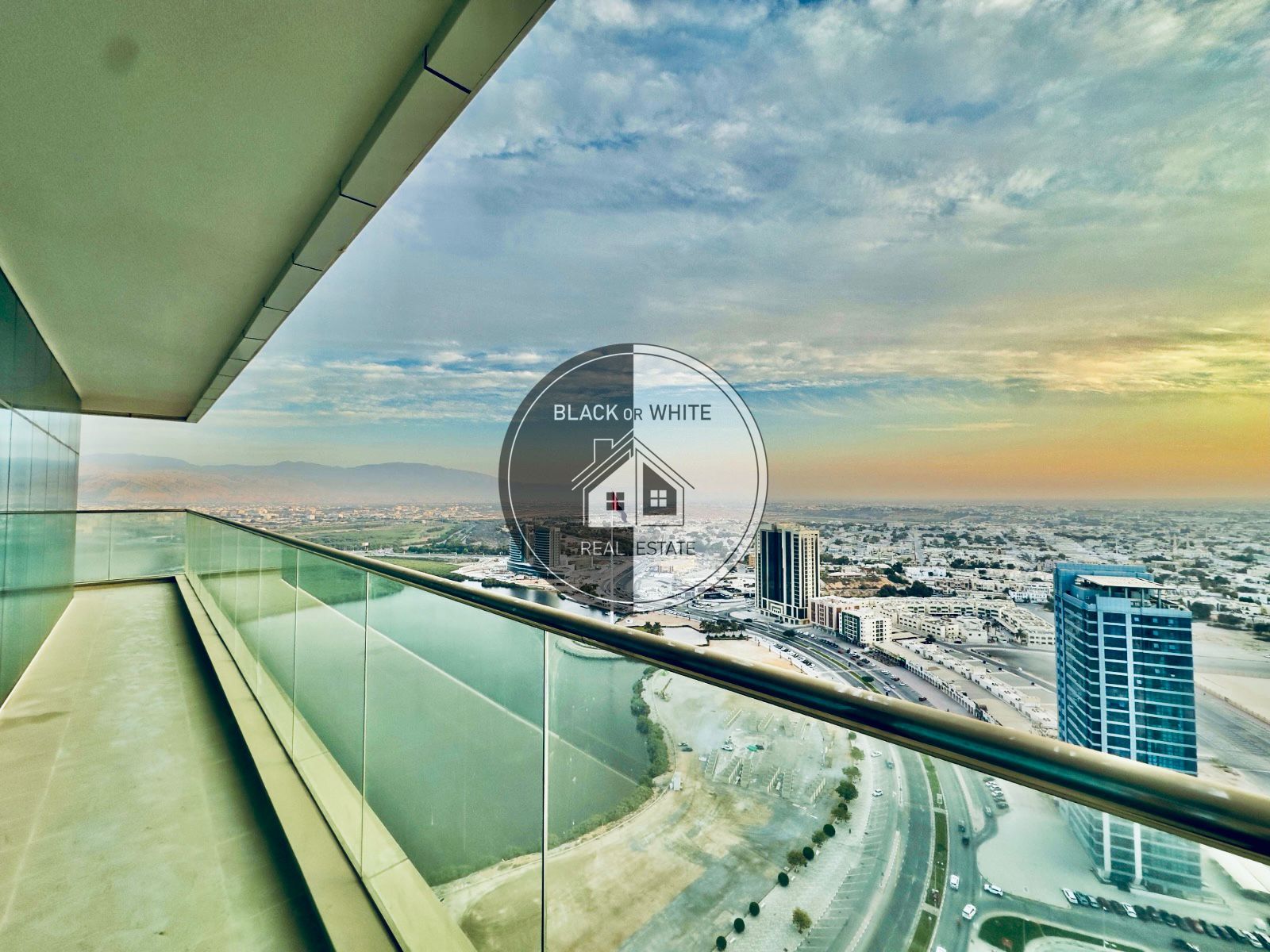 Spacious 3BHK Apartment | Naeem Corniche | Quiet