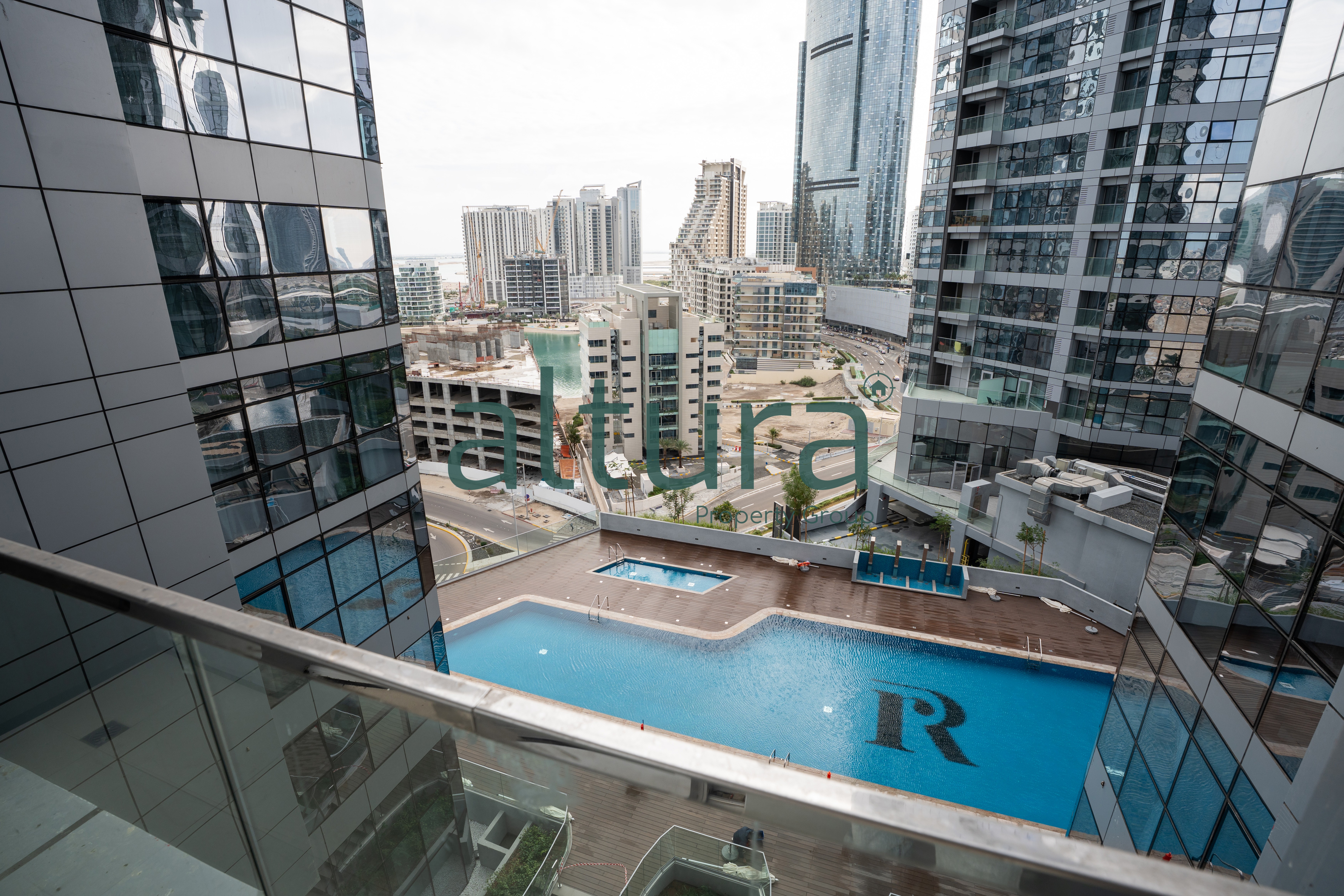 Prestige 1BR | Pool and Community View | Available