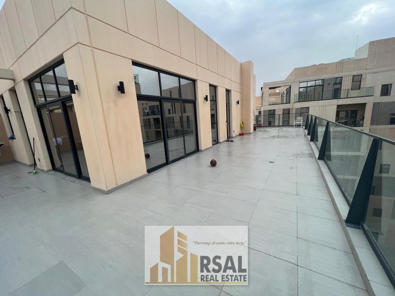 5 Years Post Handover 3BR / Huge Terrace Space / Ready To Move