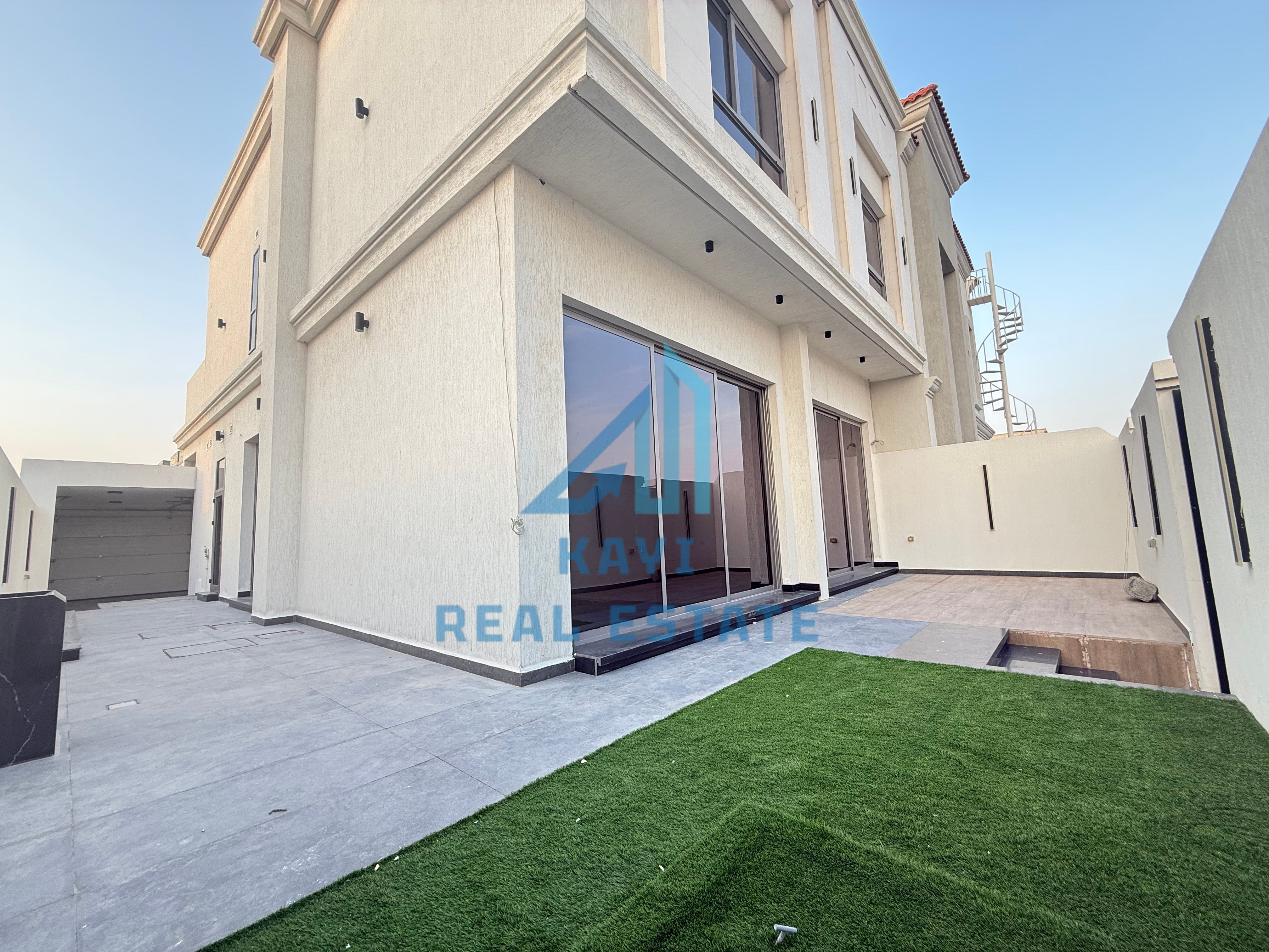 luxury 4 BHK In TILAL City