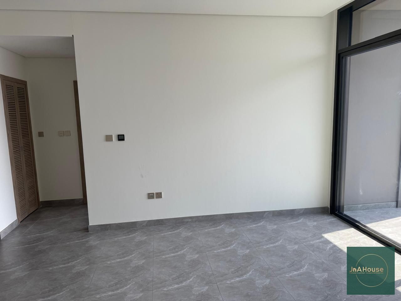 Modern design | Spacious bedrooms | Water Views