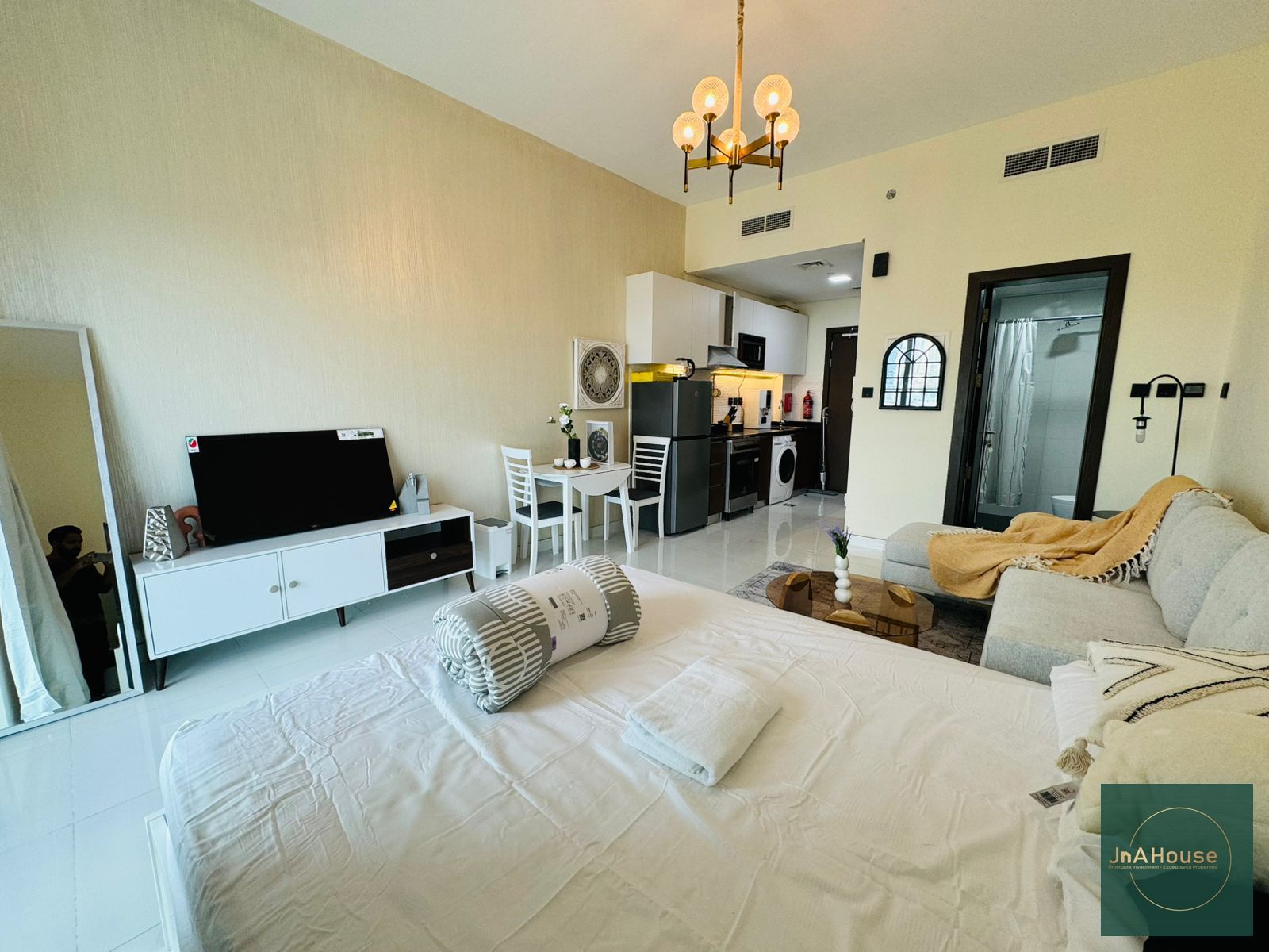 Spacious Studio | Modern Amenities | Furnished