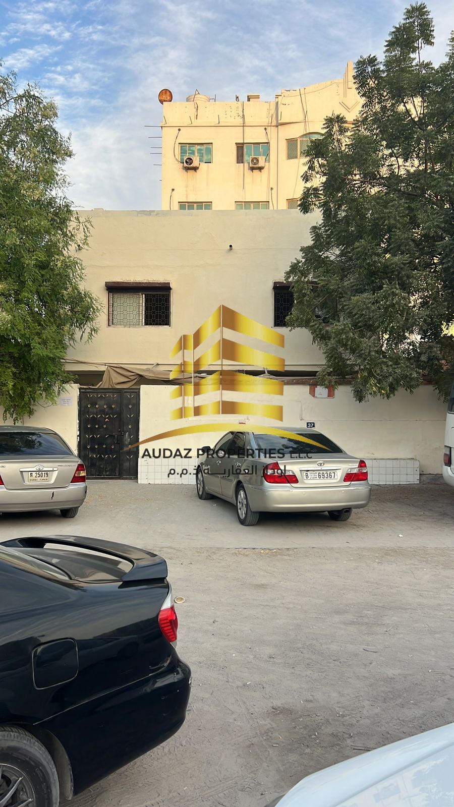 Prime 10BR Villa | Family or Investment