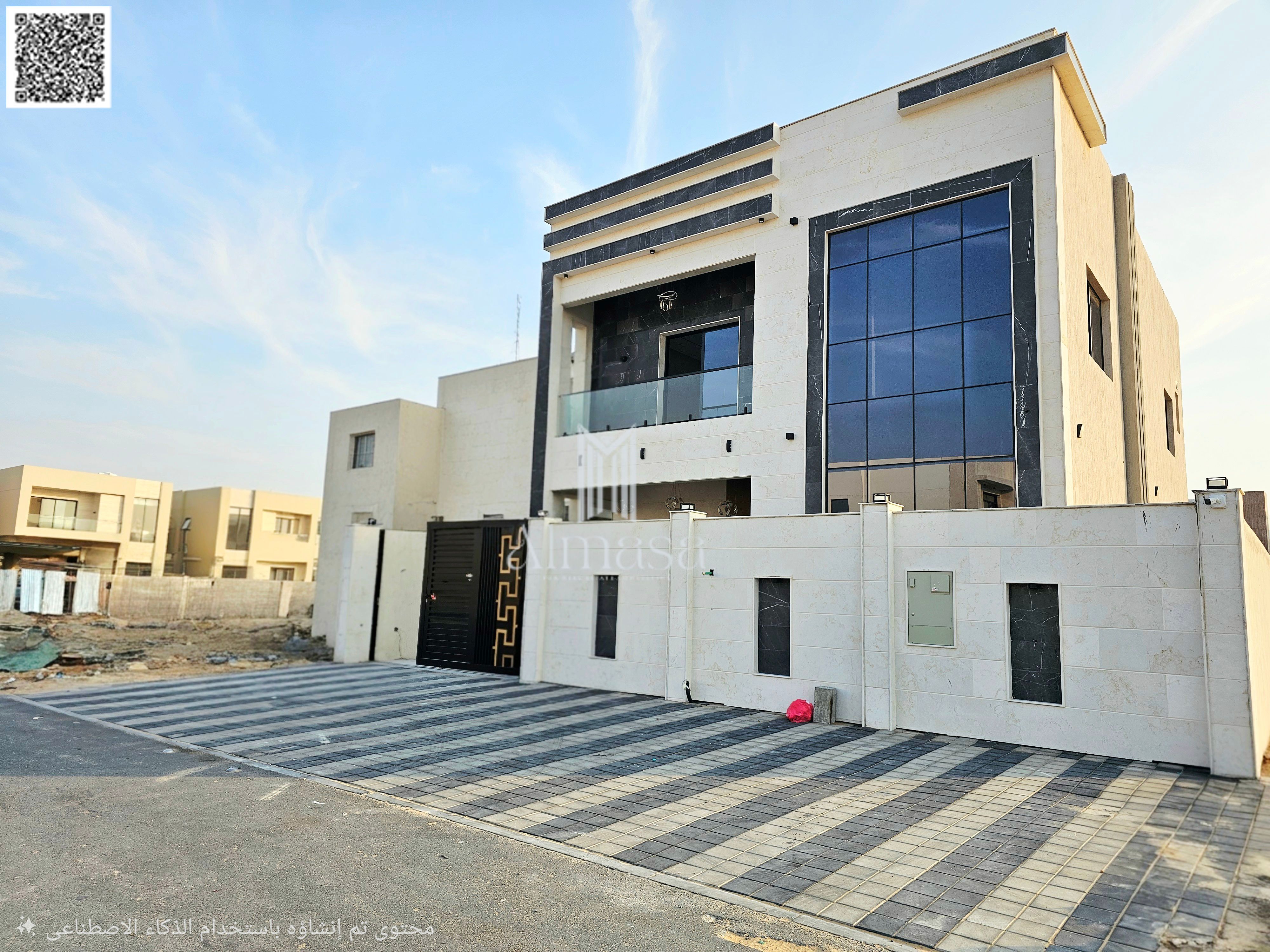 Modern villa in a prime location, registration fees included