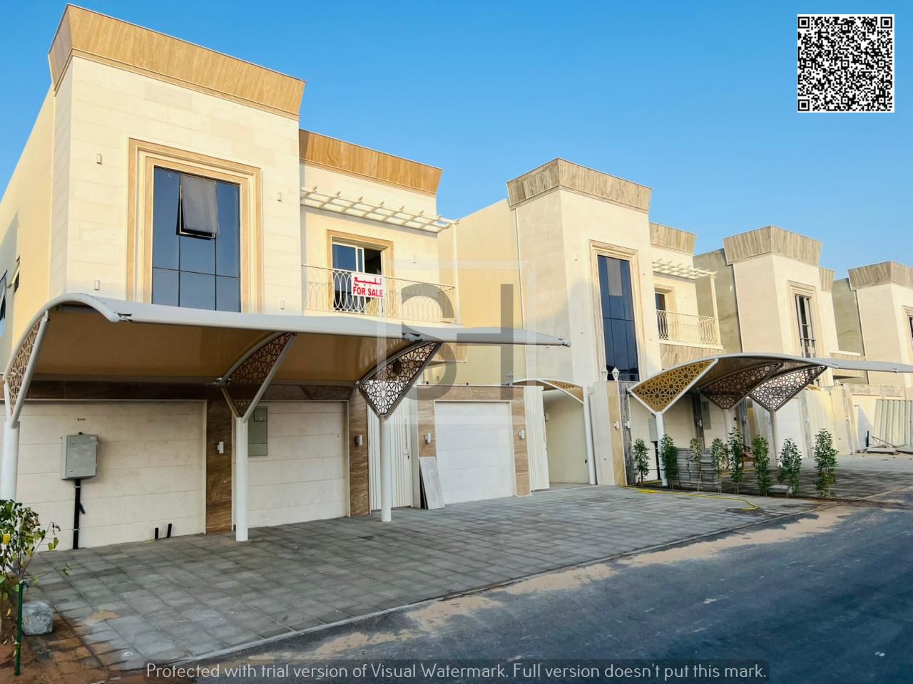 Villa for sale opposite a garden, including registration fees, electricity, water and air conditioning.