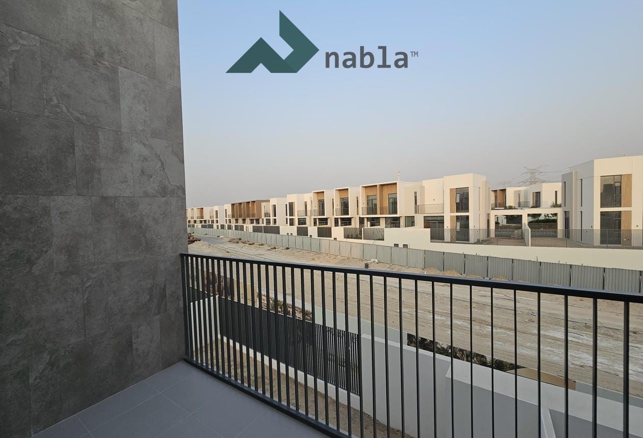 Unfurnished | Modern | Family Community